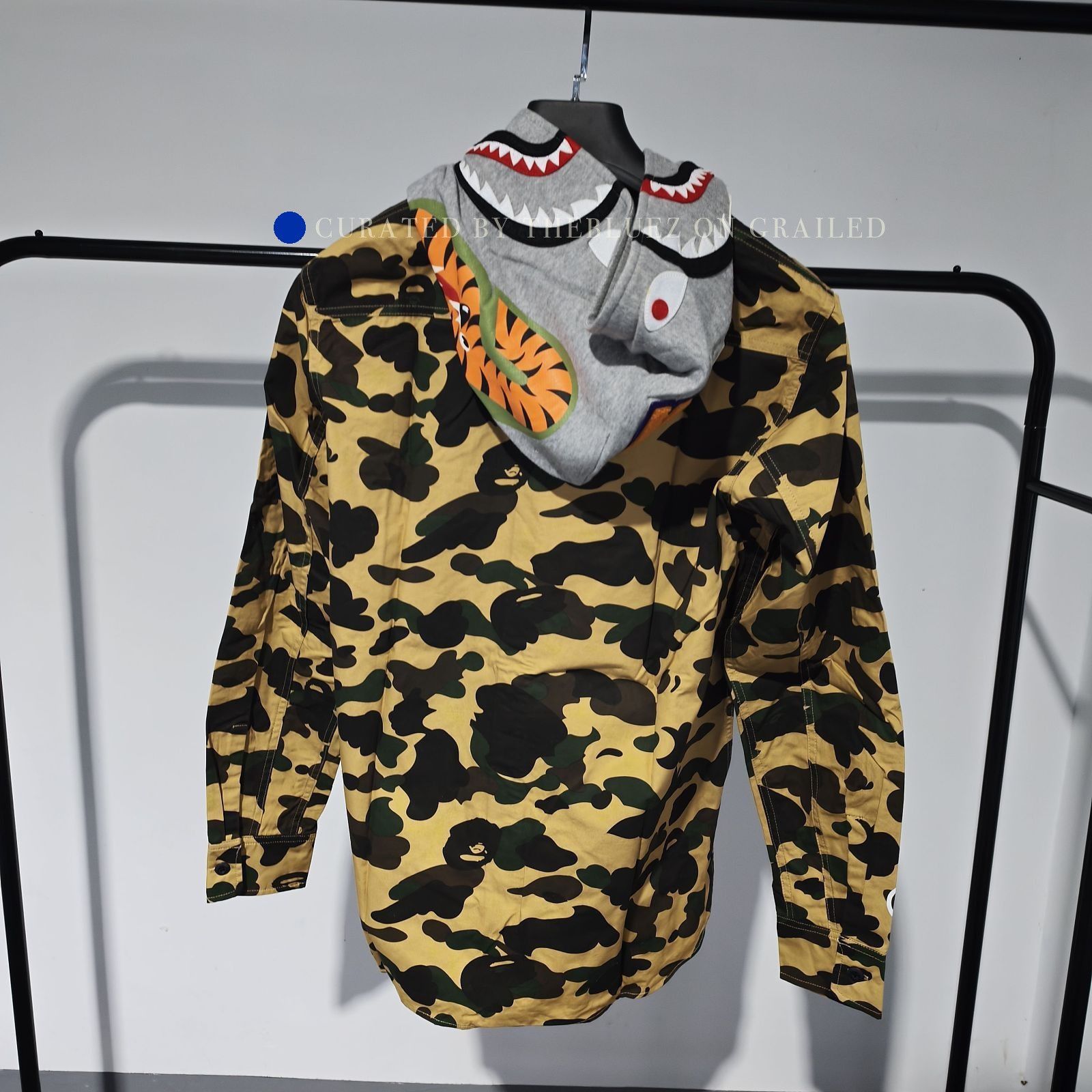 Bape Camo Shark Button Up in Green Size US XL / EU 56 / 4 - 2 Thumbnail
