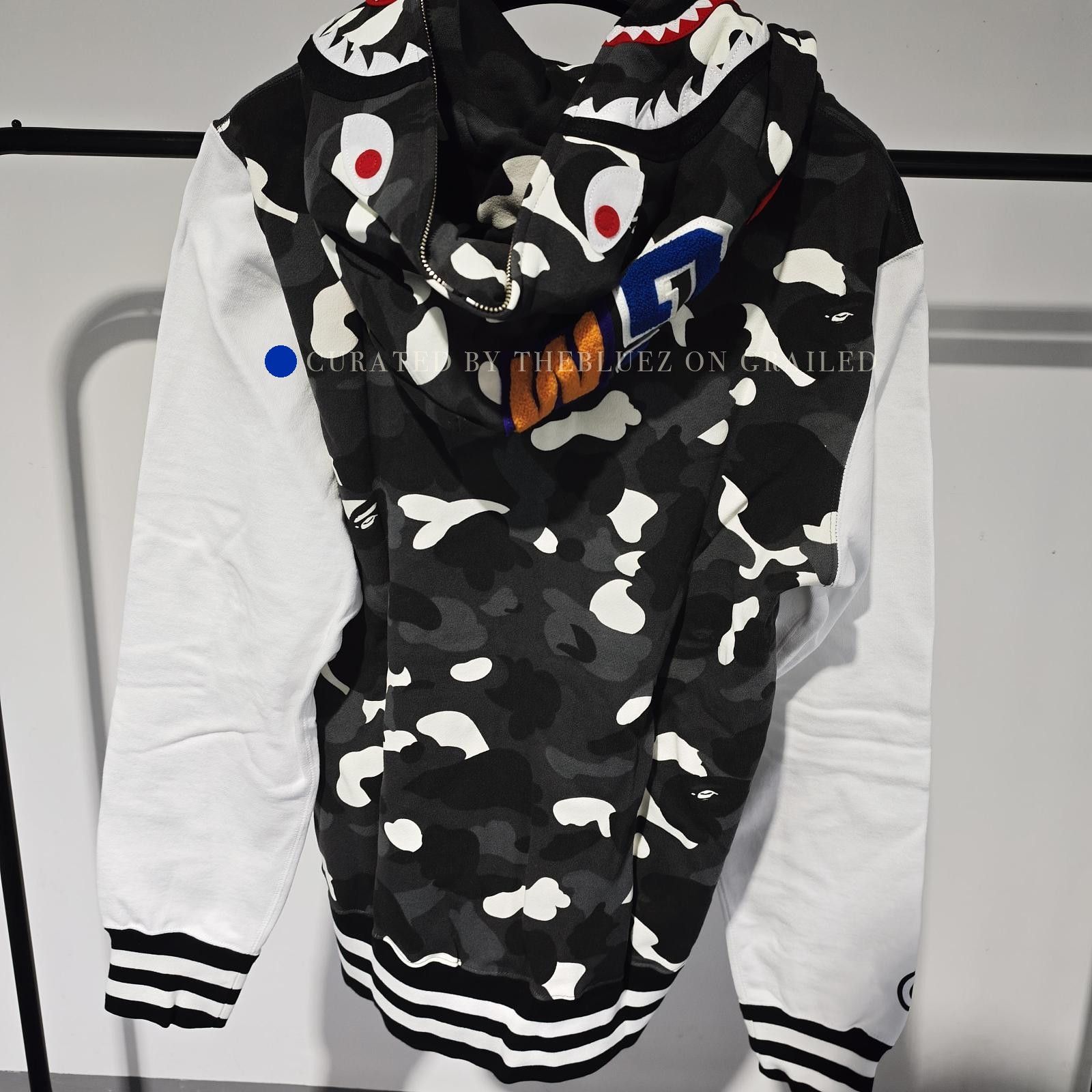 Bape Camo Shark Hoodie in Multi Colorway Size US XL / EU 56 / 4 - 2 Thumbnail