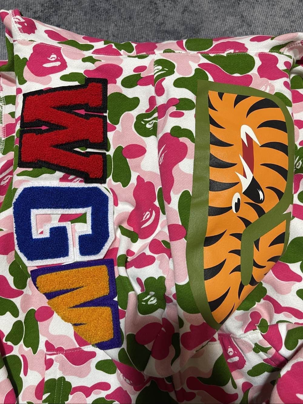 Bape Camo Shark Full Zip Hoodie in Multi Size US XL / EU 56 / 4 - 5 Thumbnail