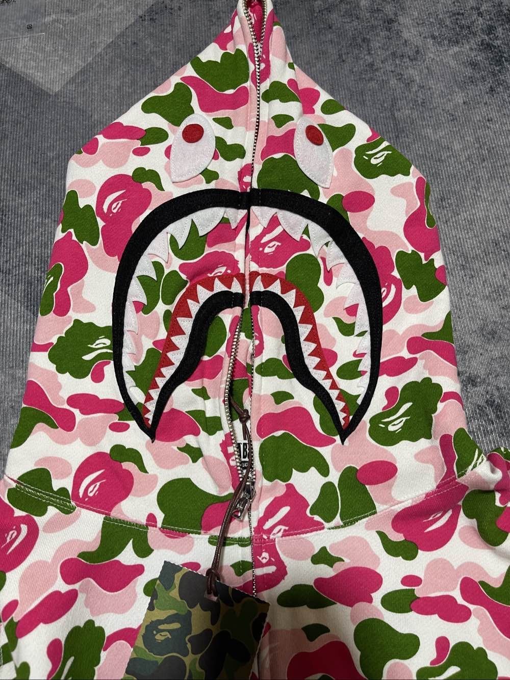 Bape Camo Shark Full Zip Hoodie in Multi Size US XL / EU 56 / 4 - 4 Thumbnail