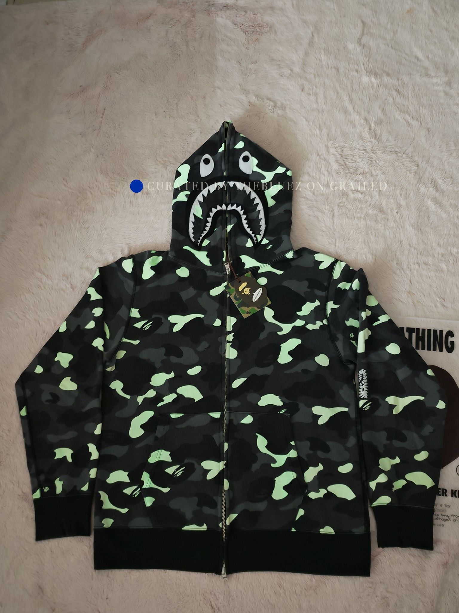 Bape Black Camo Shark Hoodie in Size XL Size US XL / EU 56 / 4 - 5 Thumbnail