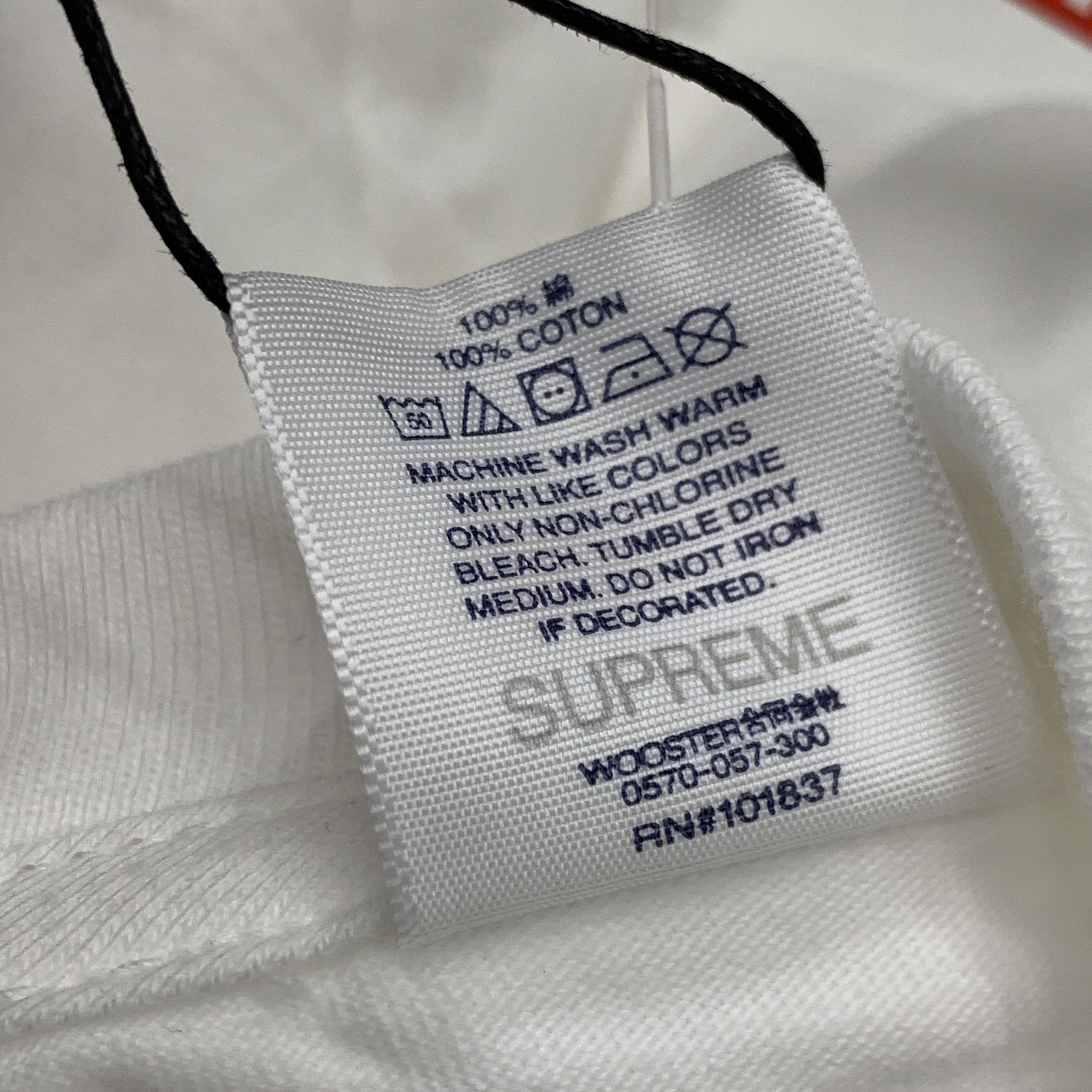 Supreme Supreme x Burberry Box Logo T-Shirt Size L Size US L / EU 52-54 / 3 - 5 Thumbnail