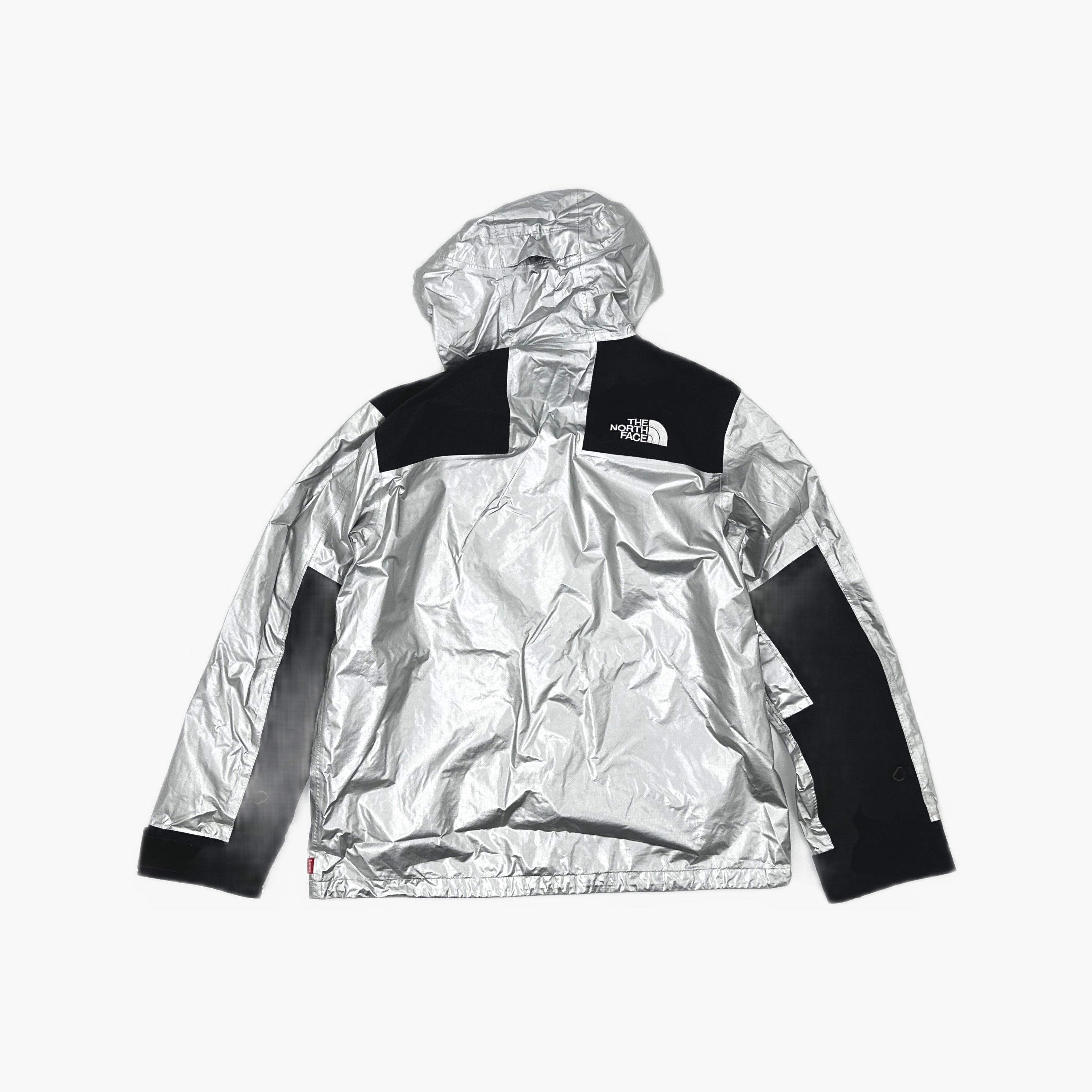 Supreme Supreme x The North Face Metallic Jacket Size L Size US L / EU 52-54 / 3 - 2 Thumbnail