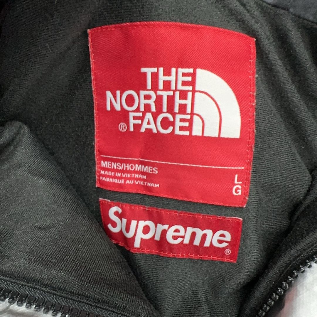 Supreme Supreme x The North Face Metallic Jacket Size L Size US L / EU 52-54 / 3 - 3 Thumbnail