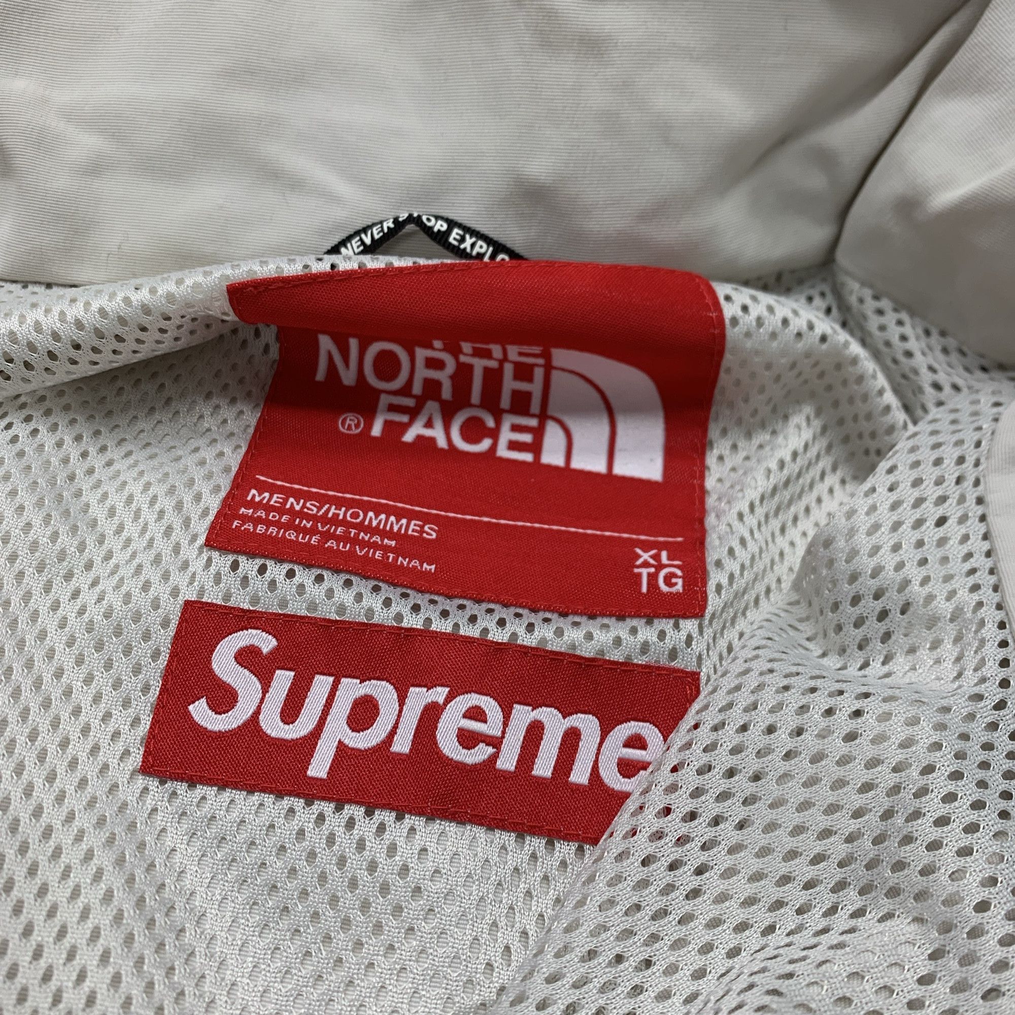 Supreme × The North Face Supreme x The North Face Trekking Convertible Jacket XL Size US XL / EU 56 / 4 - 4 Thumbnail