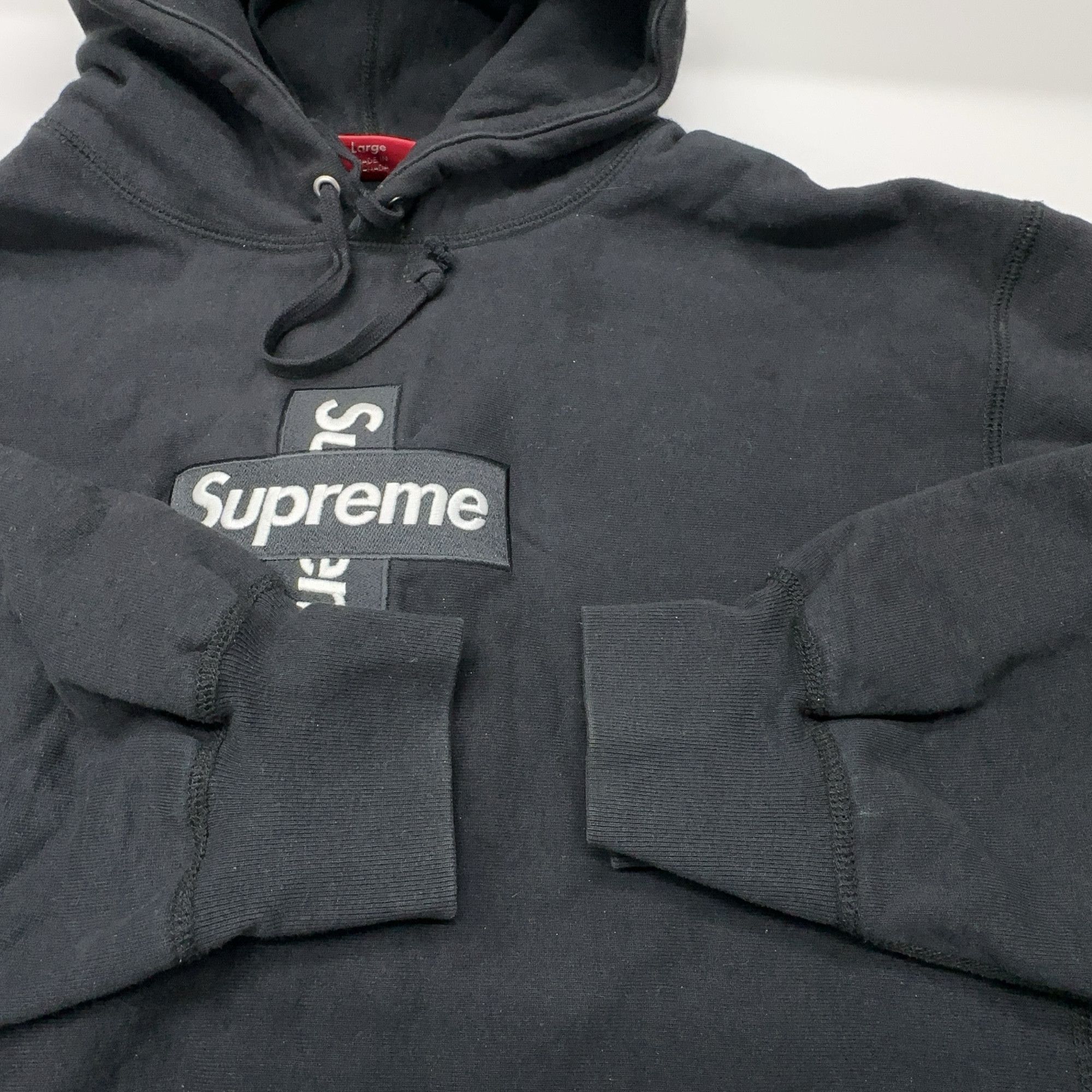 Supreme Supreme Cross Box Logo Hoodie Black Size L Size US L / EU 52-54 / 3 - 16 Thumbnail