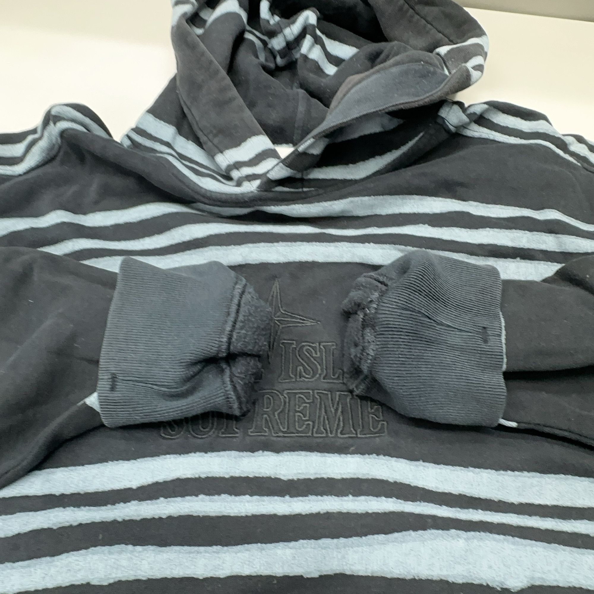 Stone Island × Supreme Supreme x Stone Island Warp Stripe Hoodie L Size US L / EU 52-54 / 3 - 8 Thumbnail