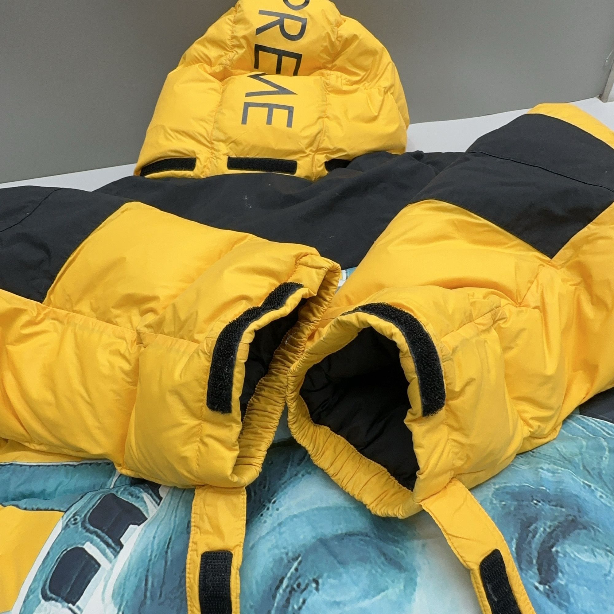 Supreme Supreme x The North Face Statue of Liberty Puffer Jacket L Size US L / EU 52-54 / 3 - 13 Thumbnail