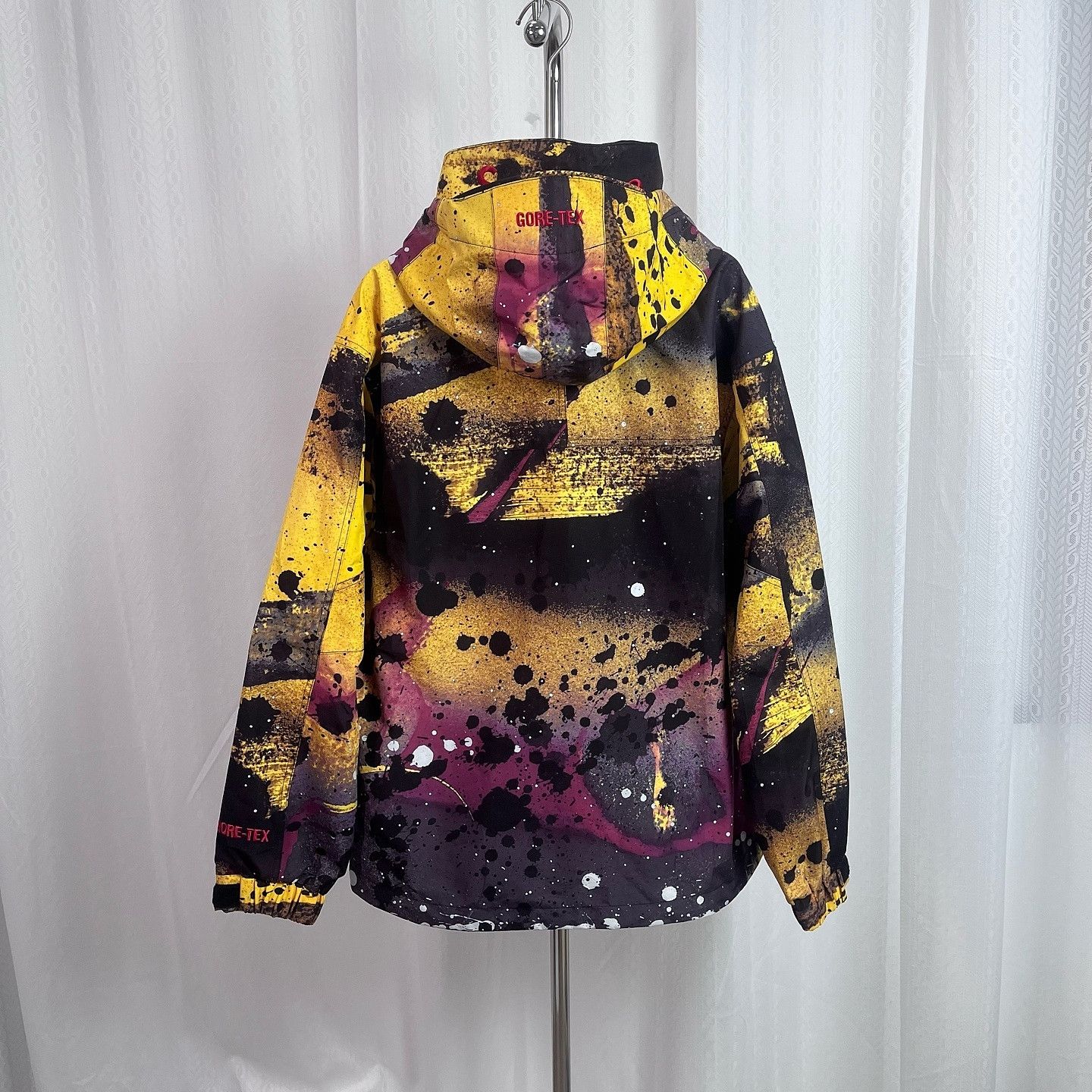 Supreme Supreme GORE-TEX Splatter Anorak Size M Size US M / EU 48-50 / 2 - 2 Thumbnail