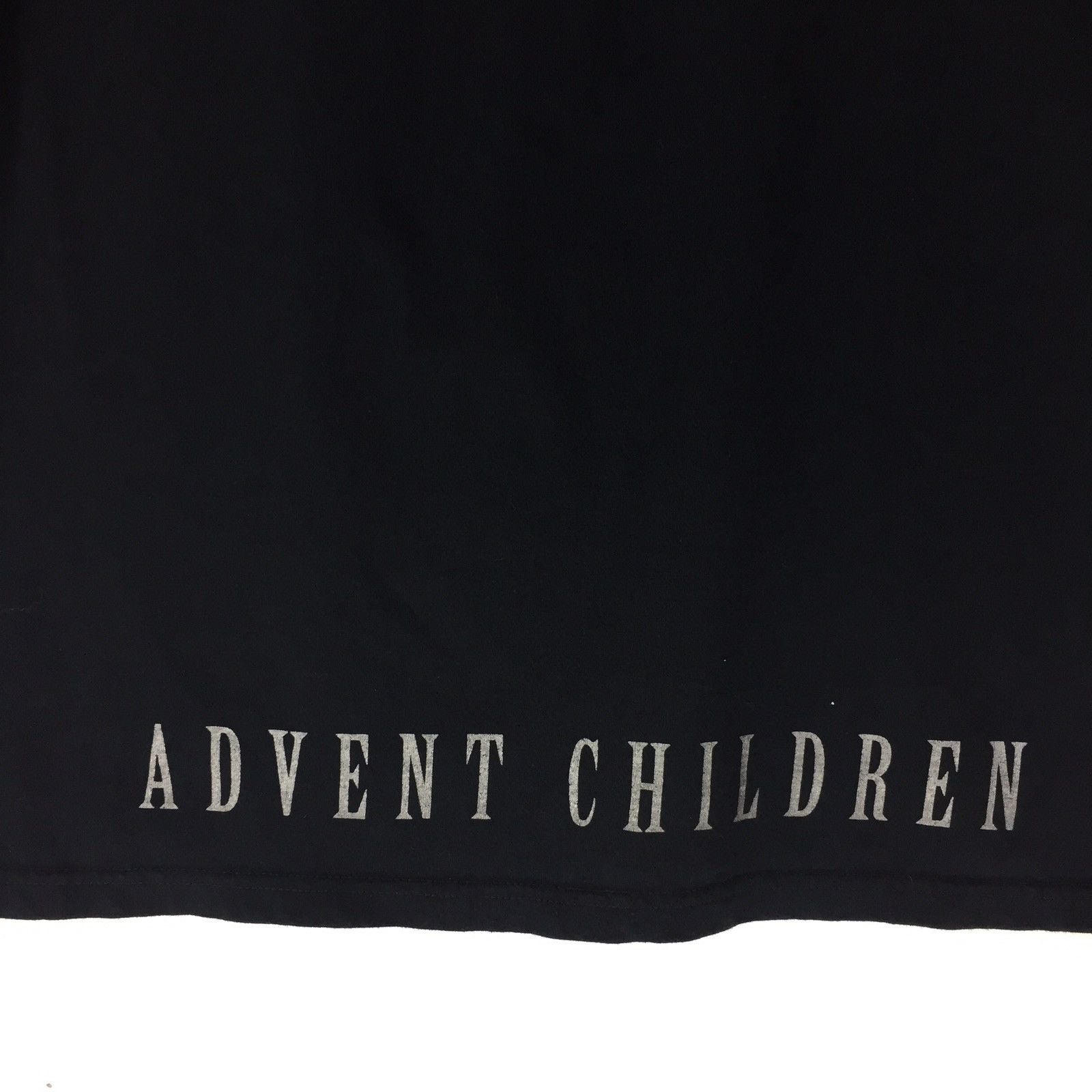 Vintage Final Fantasy Advent Children Size US L / EU 52-54 / 3 - 5 Preview
