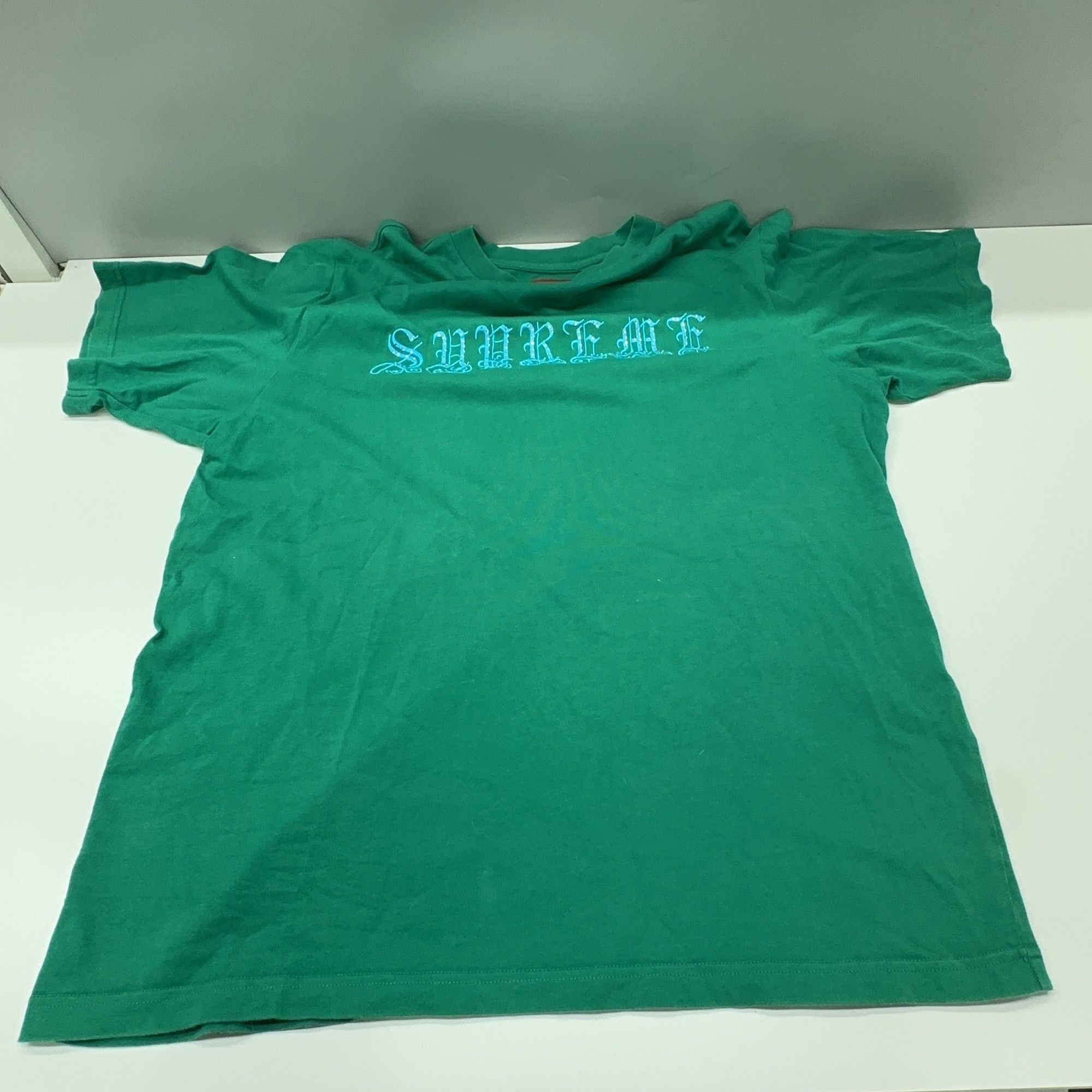 Supreme Supreme Rhinestone Logo T-Shirt Size L Size US L / EU 52-54 / 3 - 8 Thumbnail