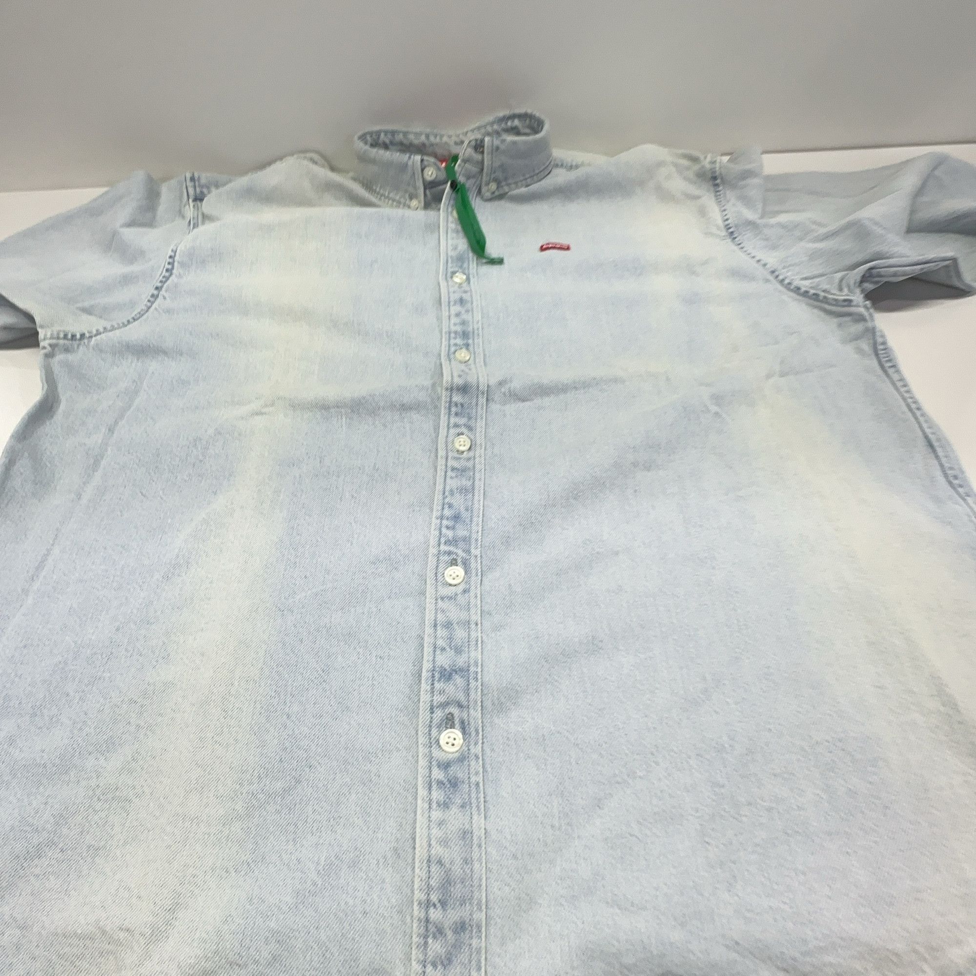Supreme Supreme Small Box Logo Denim Shirt Size L Size US L / EU 52-54 / 3 - 6 Thumbnail
