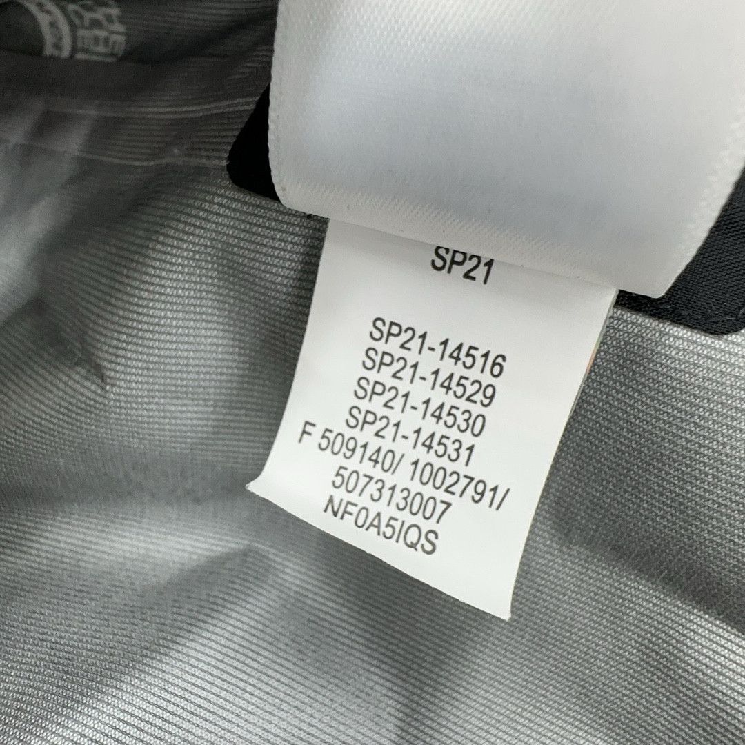 Supreme Supreme x The North Face Tape Seam Coach Jacket M Size US M / EU 48-50 / 2 - 4 Thumbnail