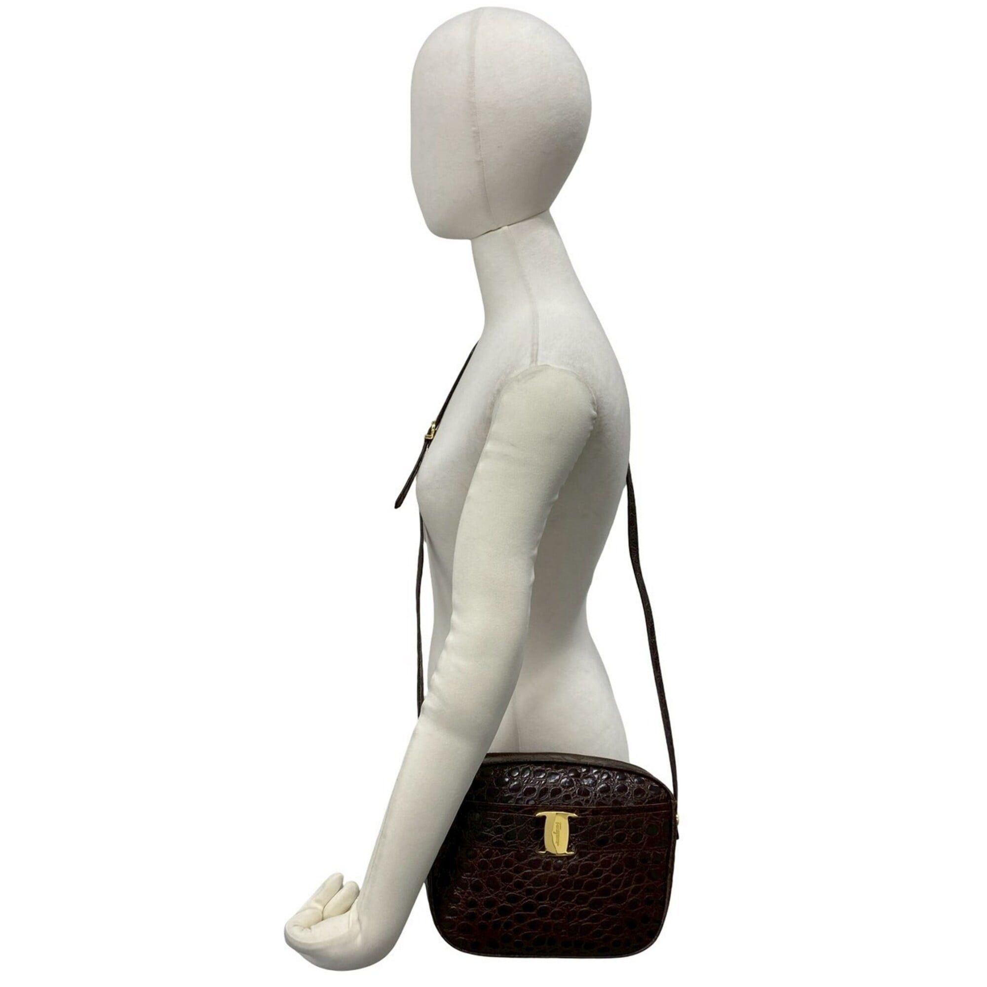 Salvatore Ferragamo Salvatore Ferragamo Vara Logo Hardware Leather Shoulder Bag Pouch Brown 91916 Size ONE SIZE - 2 Thumbnail
