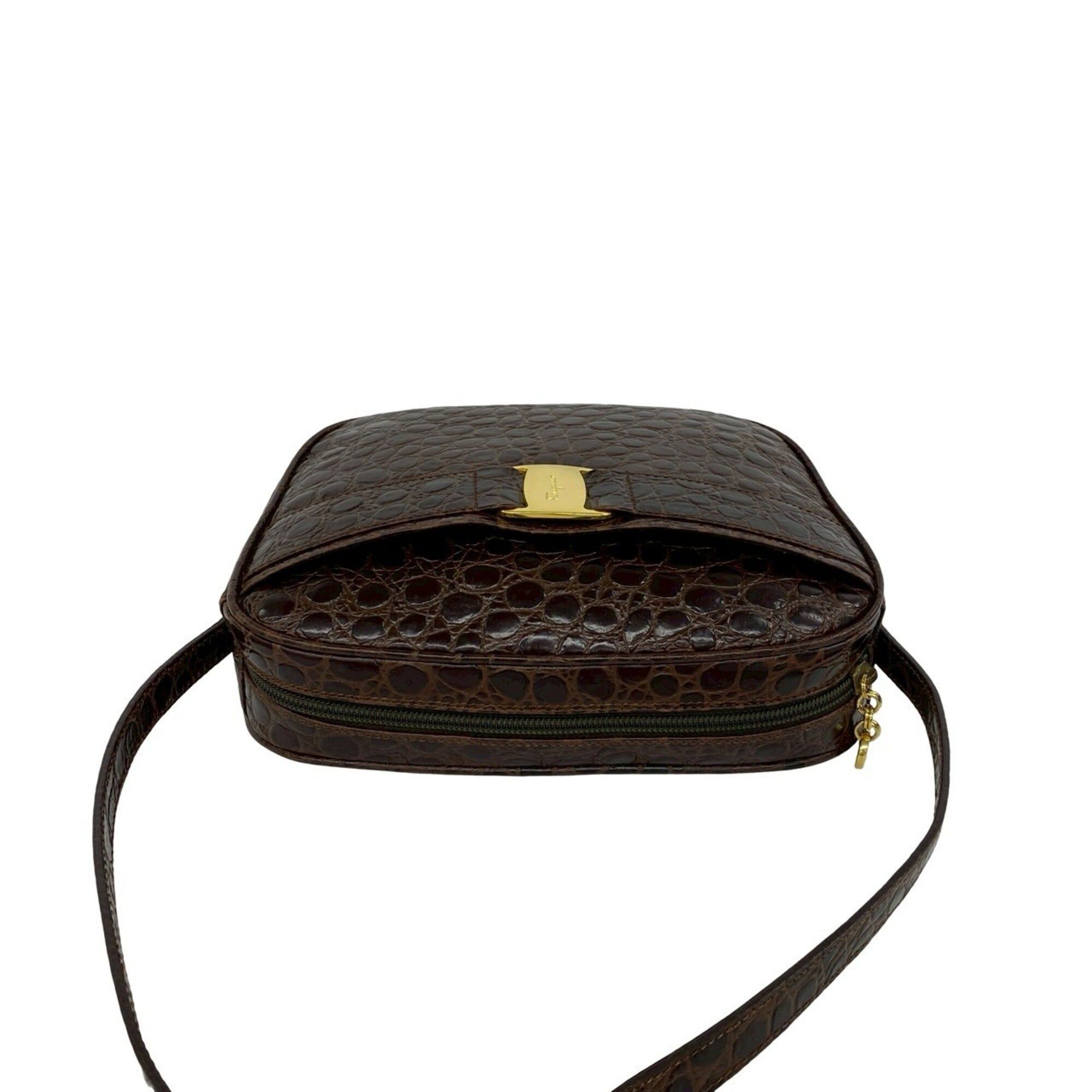 Salvatore Ferragamo Salvatore Ferragamo Vara Logo Hardware Leather Shoulder Bag Pouch Brown 91916 Size ONE SIZE - 4 Thumbnail