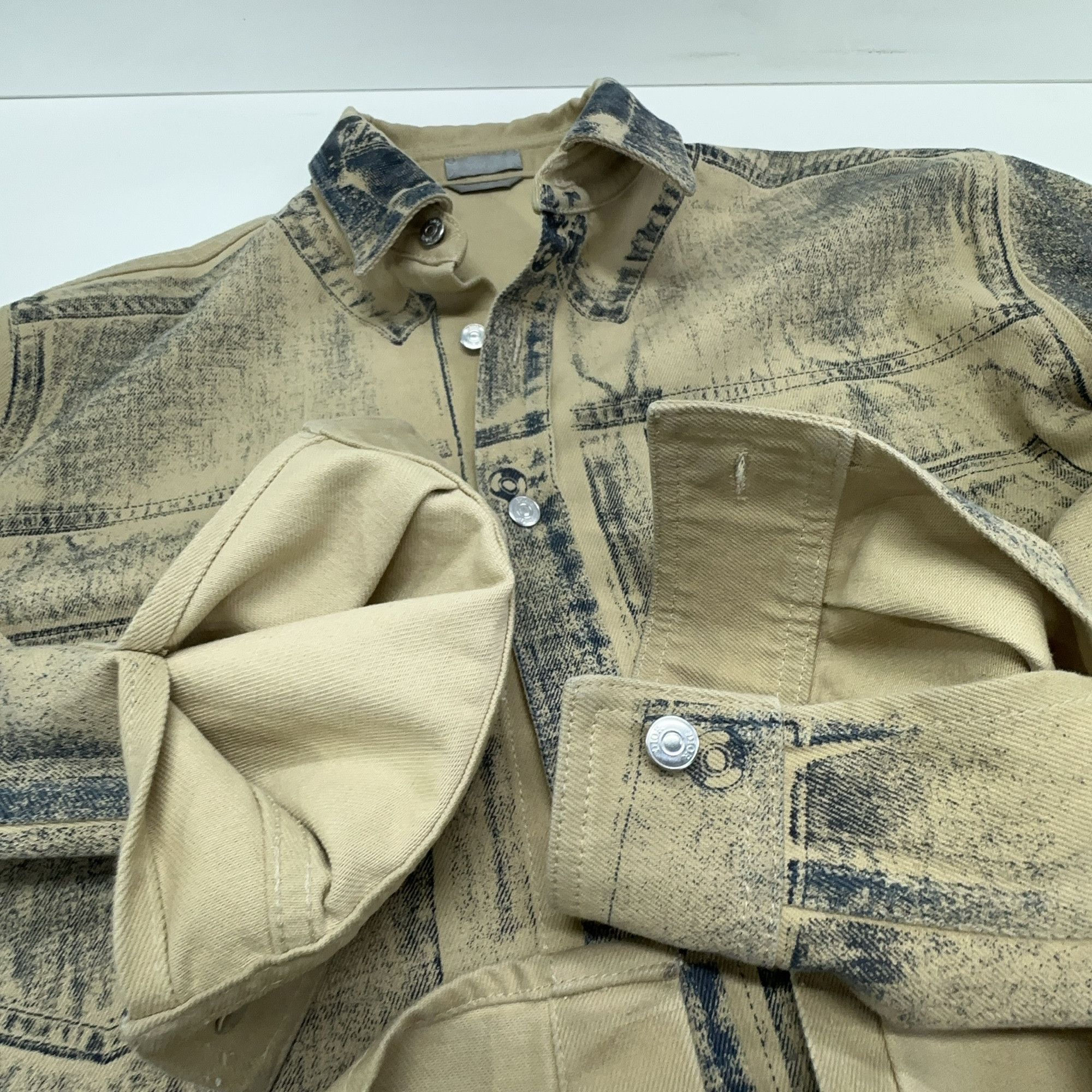 Dior Dior Distressed Button Up Shirt Size M Size US XXS / EU 40 - 7 Thumbnail