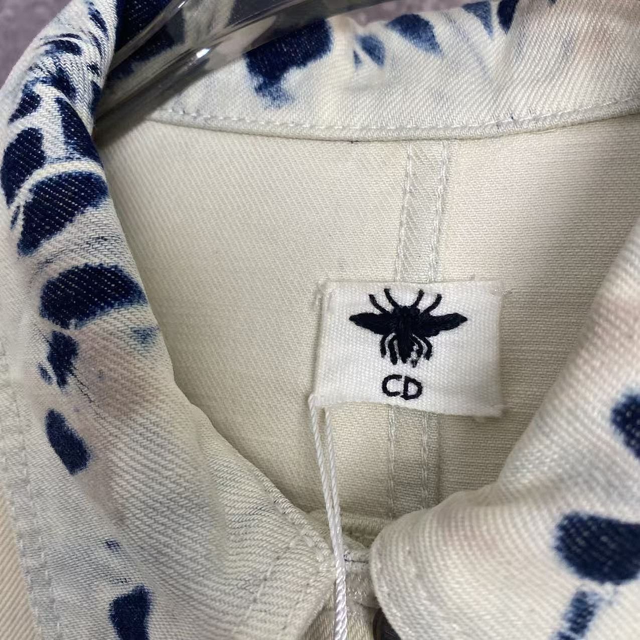 Dior Dior Tie-Dye Bee Denim Jacket Size 40 Size M / US 6-8 / IT 42-44 - 5 Thumbnail