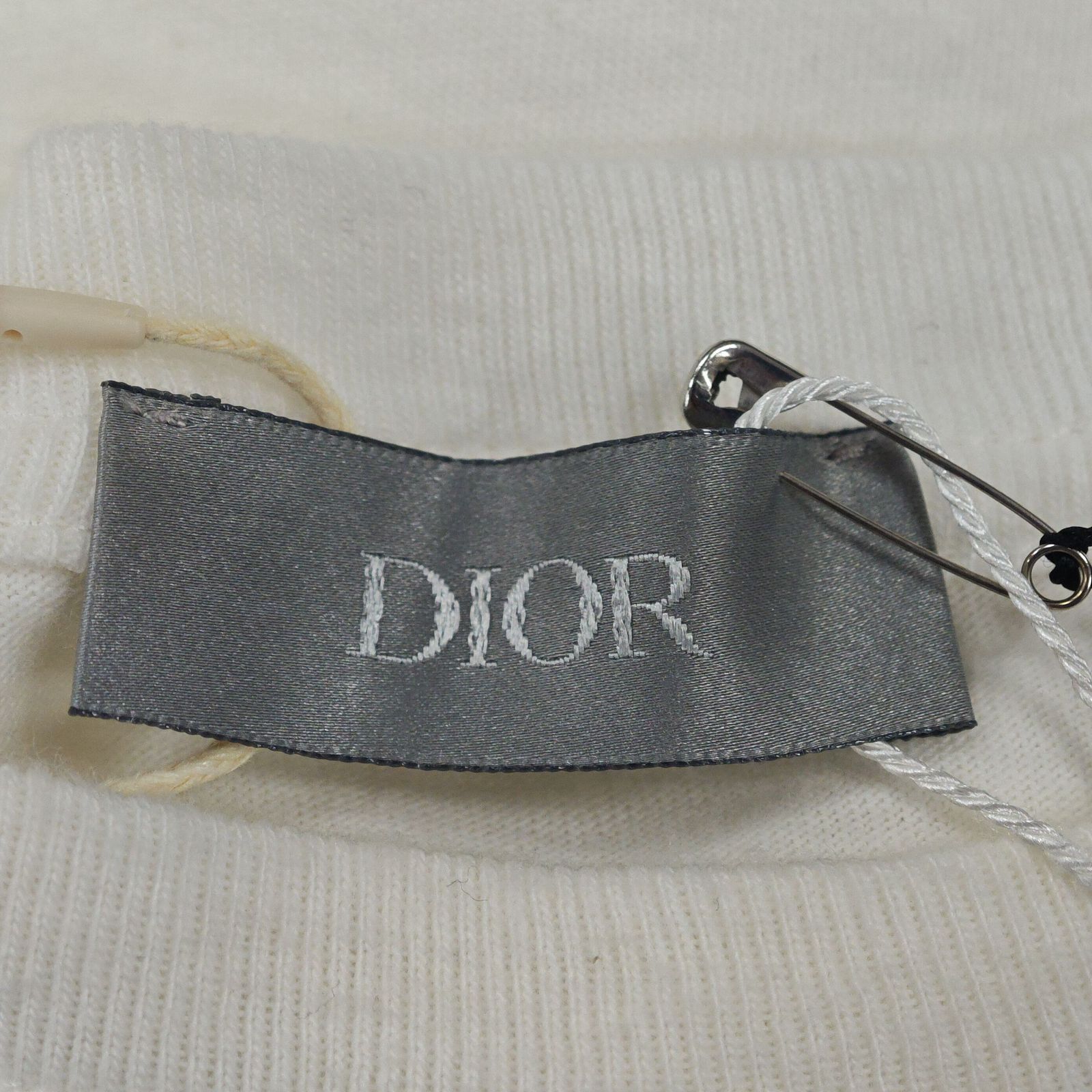 Dior Dior Logo Graphic T-Shirt Size L Size US L / EU 52-54 / 3 - 3 Thumbnail