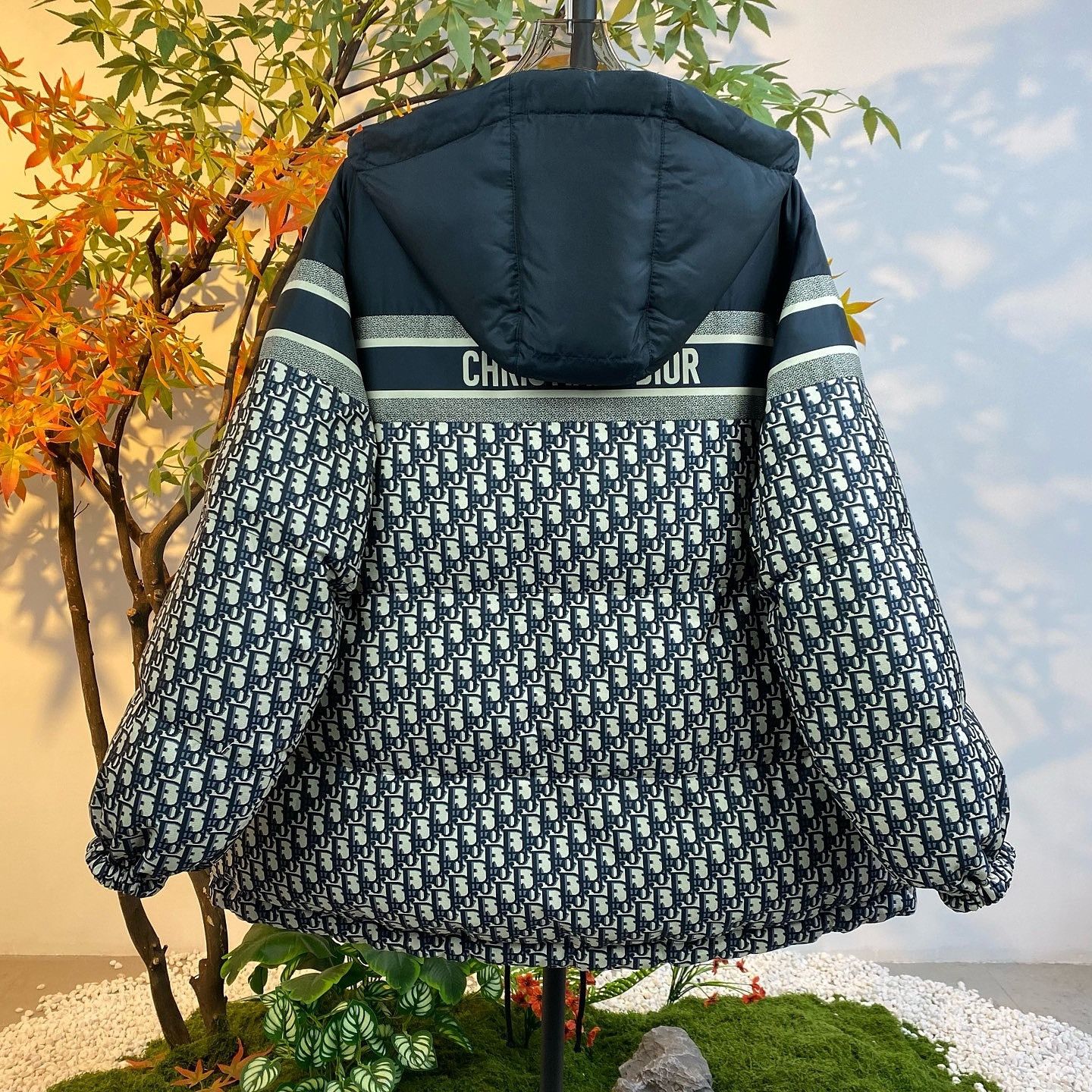 Dior Christian Dior Oblique Reversible Down Jacket Size M Size M / US 6-8 / IT 42-44 - 2 Thumbnail