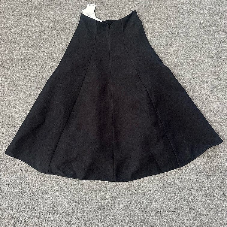 Dior Christian Dior 30 Montaigne Wool Silk Midi Skirt Size 42 Size 30" / US 8 / IT 44 - 2 Thumbnail