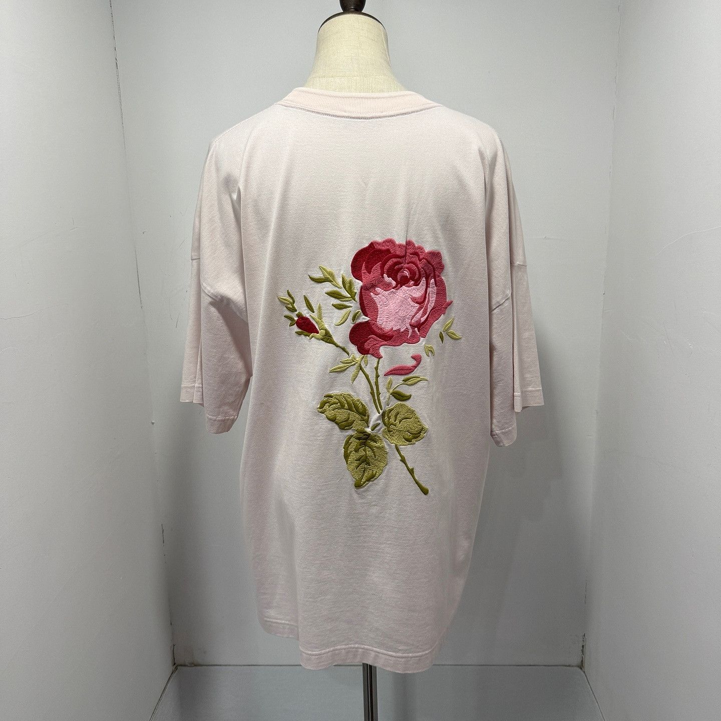 Dior Dior Rose Embroidered T-Shirt Size S Size US S / EU 44-46 / 1 - 2 Thumbnail