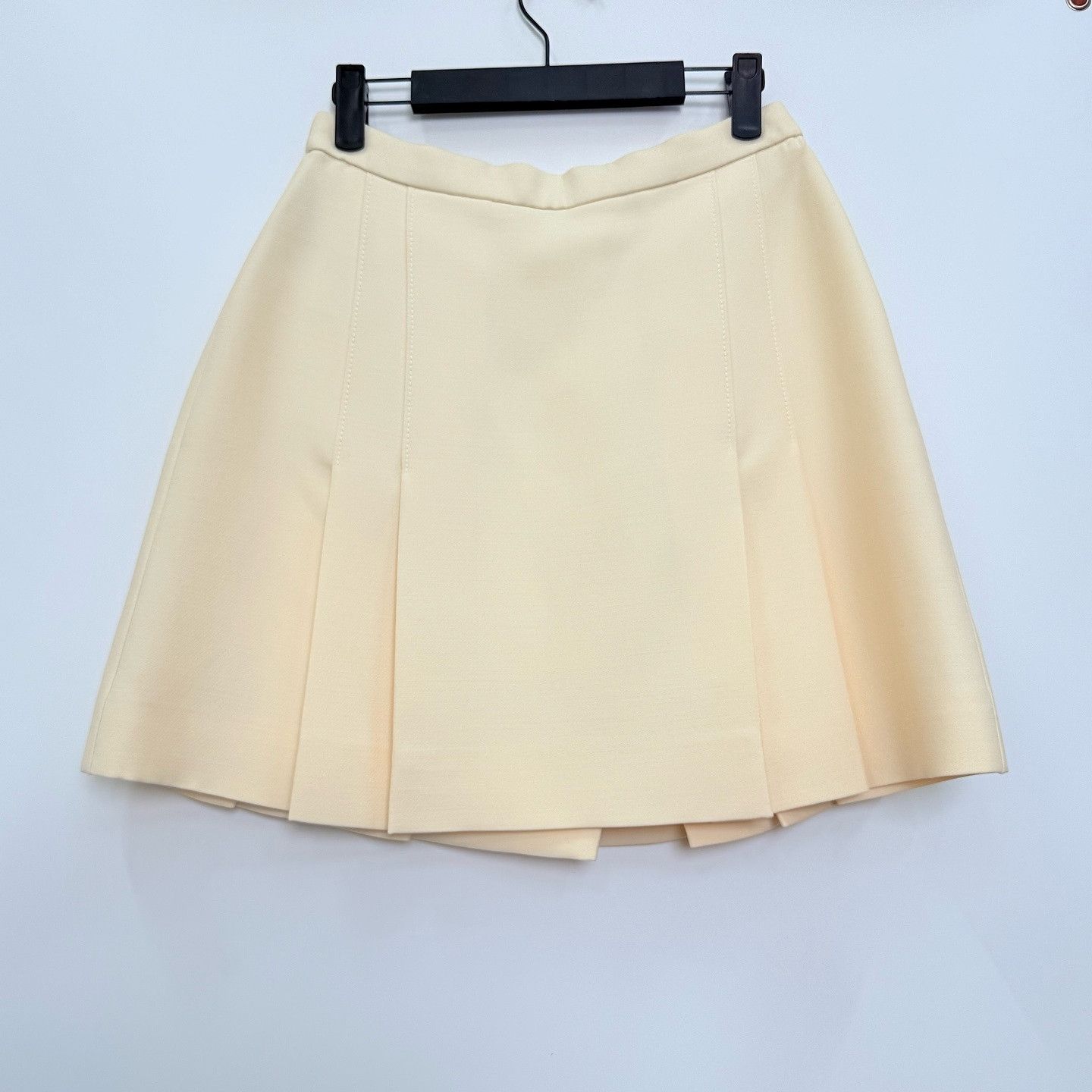 Dior Christian Dior Buttoned Wool Silk Skirt Size 36 Size 26" / US 2 / IT 38 - 2 Thumbnail
