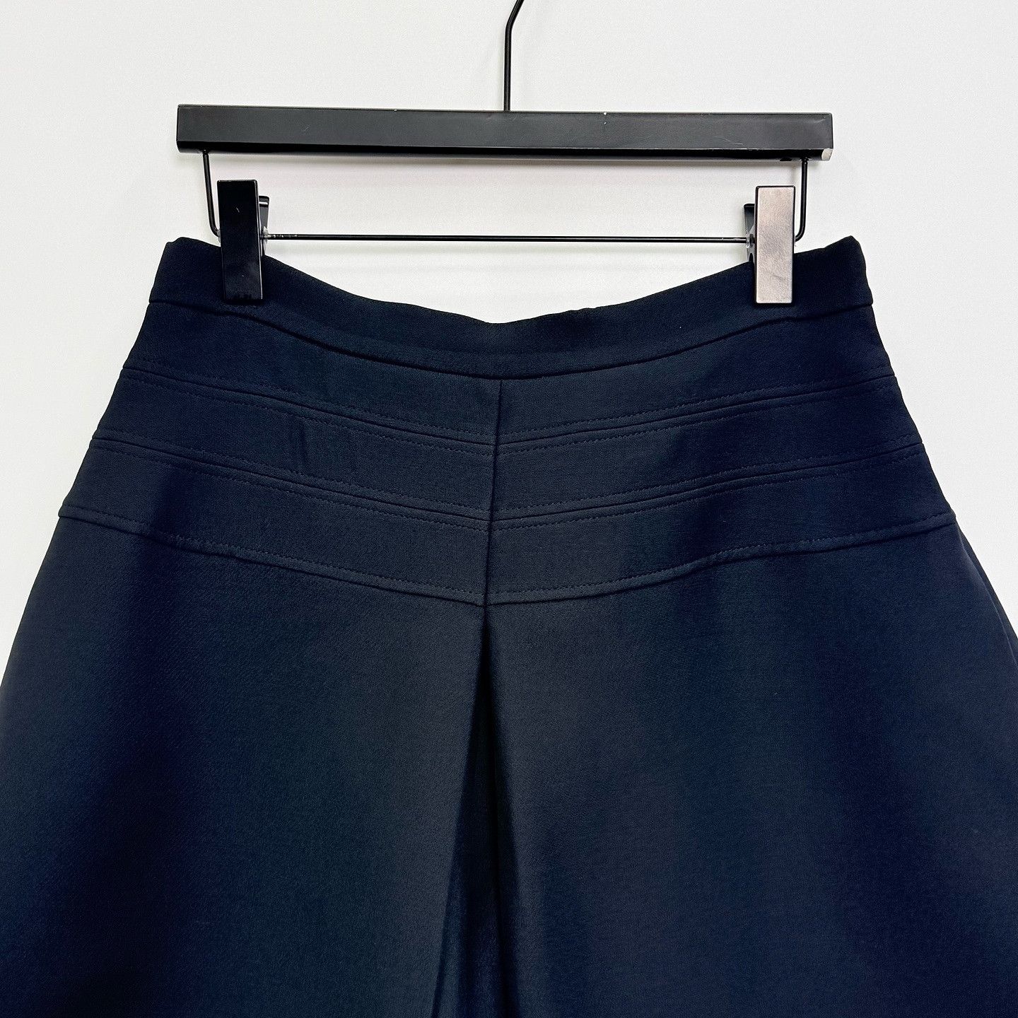 Dior Dior Wool Blend Mini Skirt Size 40 Size 28" / US 6 / IT 42 - 6 Thumbnail