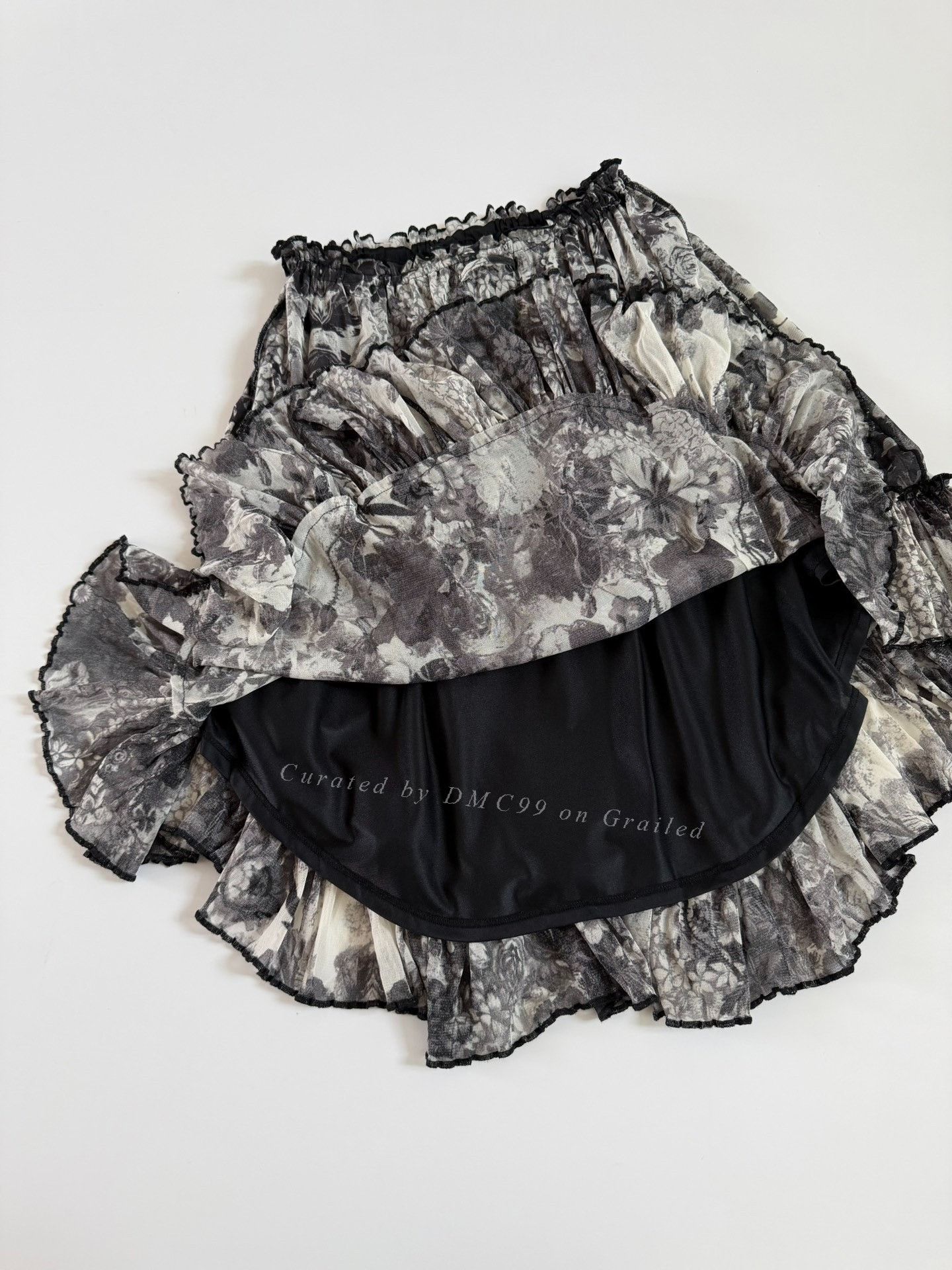 Jean Paul Gaultier Jean Paul Gaultier Vintage Portrait Floral Skirt Size 40" / US 18 - 6 Thumbnail