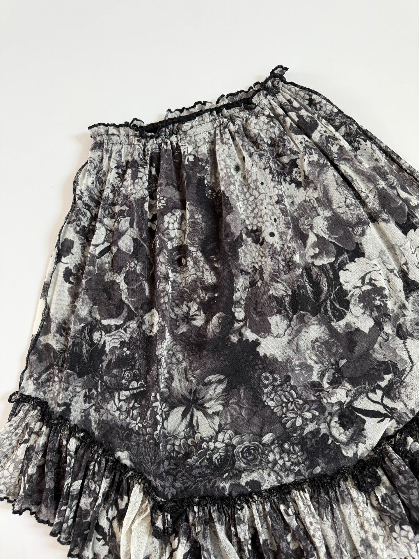 Jean Paul Gaultier Jean Paul Gaultier Vintage Portrait Floral Skirt Size 40" / US 18 - 4 Thumbnail