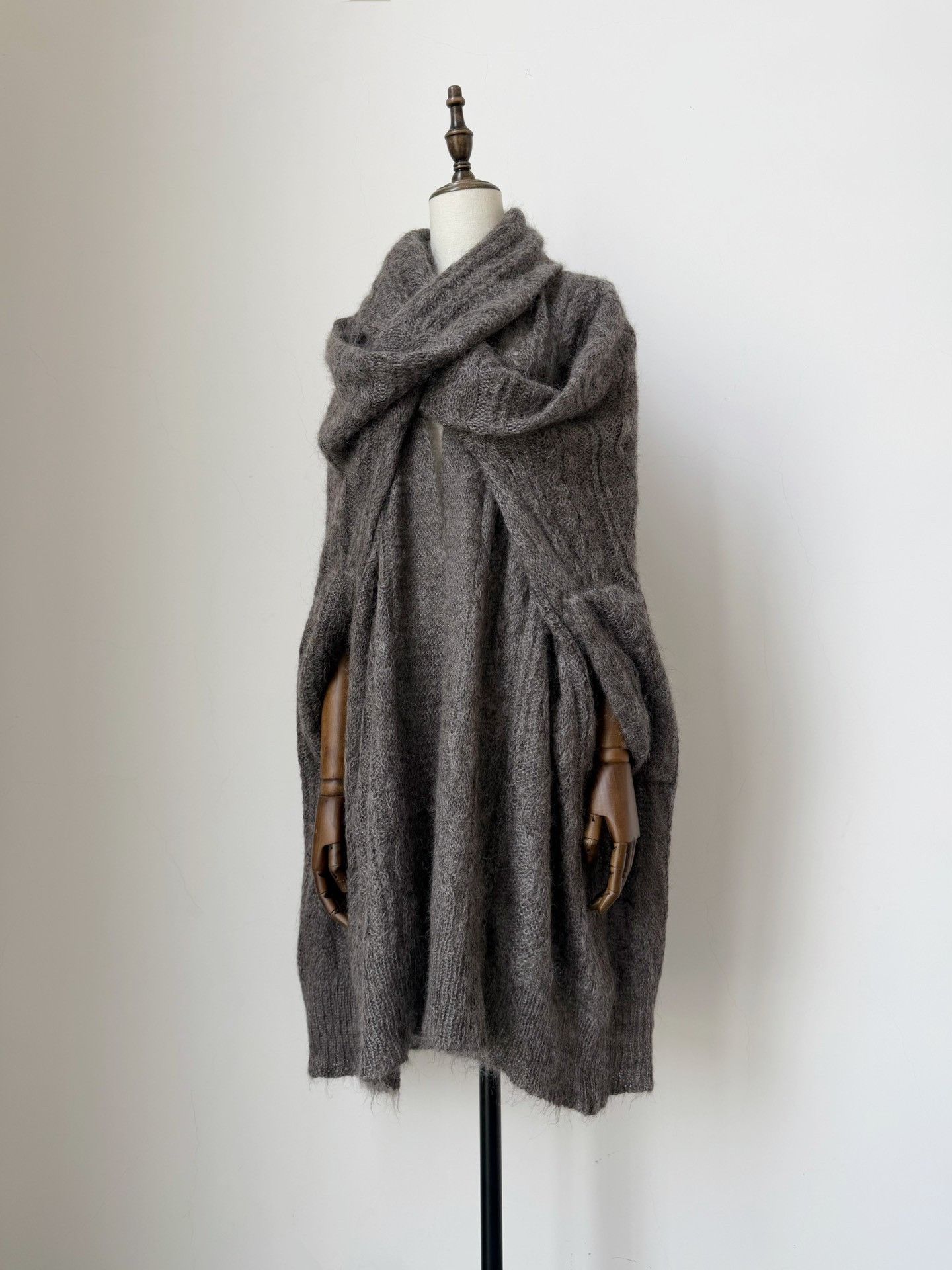 Junya Watanabe Junya Watanabe 2011 Runway Wrap Cardigan Size US M / EU 48-50 / 2 - 4 Thumbnail