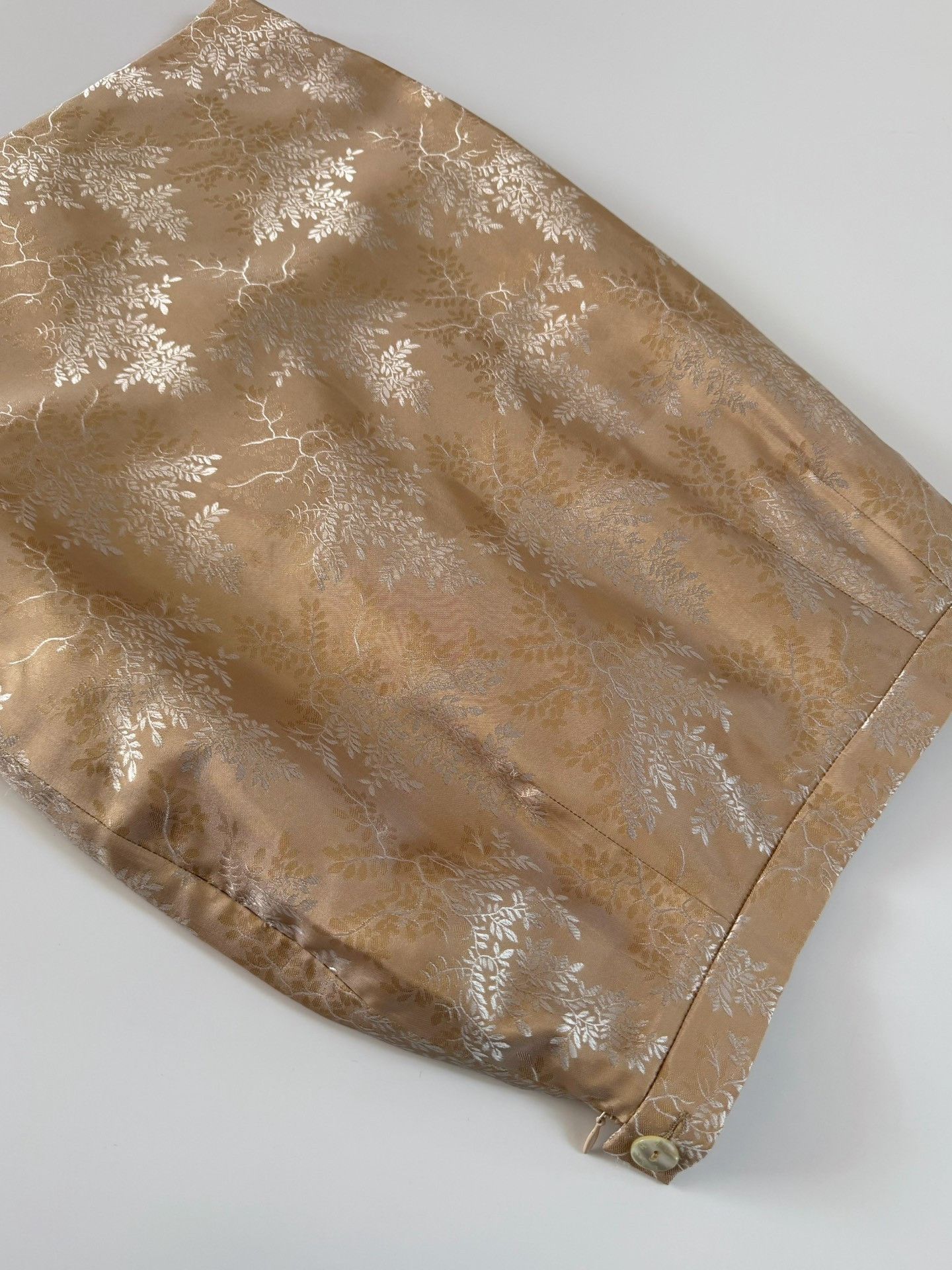 Givenchy Givenchy Vintage Gilded Leaf Skirt Size 38" / US 16 / IT 52 - 2 Thumbnail