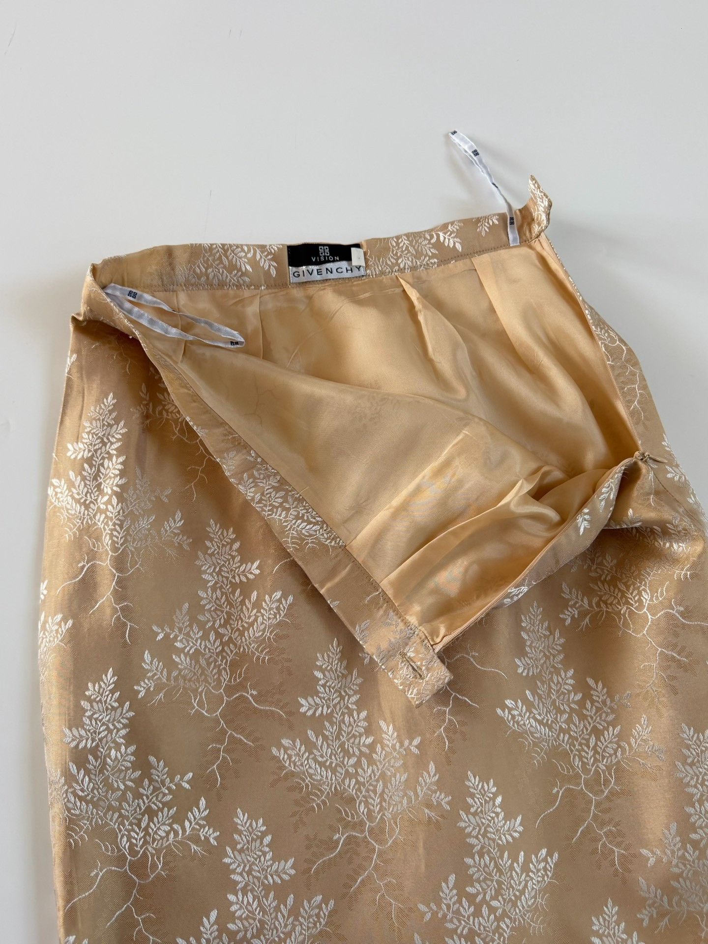 Givenchy Givenchy Vintage Gilded Leaf Skirt Size 38" / US 16 / IT 52 - 6 Thumbnail
