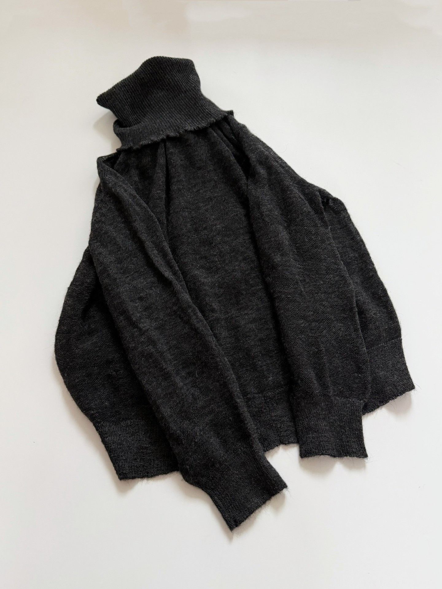 Dries Van Noten Dries Van Noten Mohair Serrated Neck Pullover Size S / US 4 / IT 40 - 7 Thumbnail