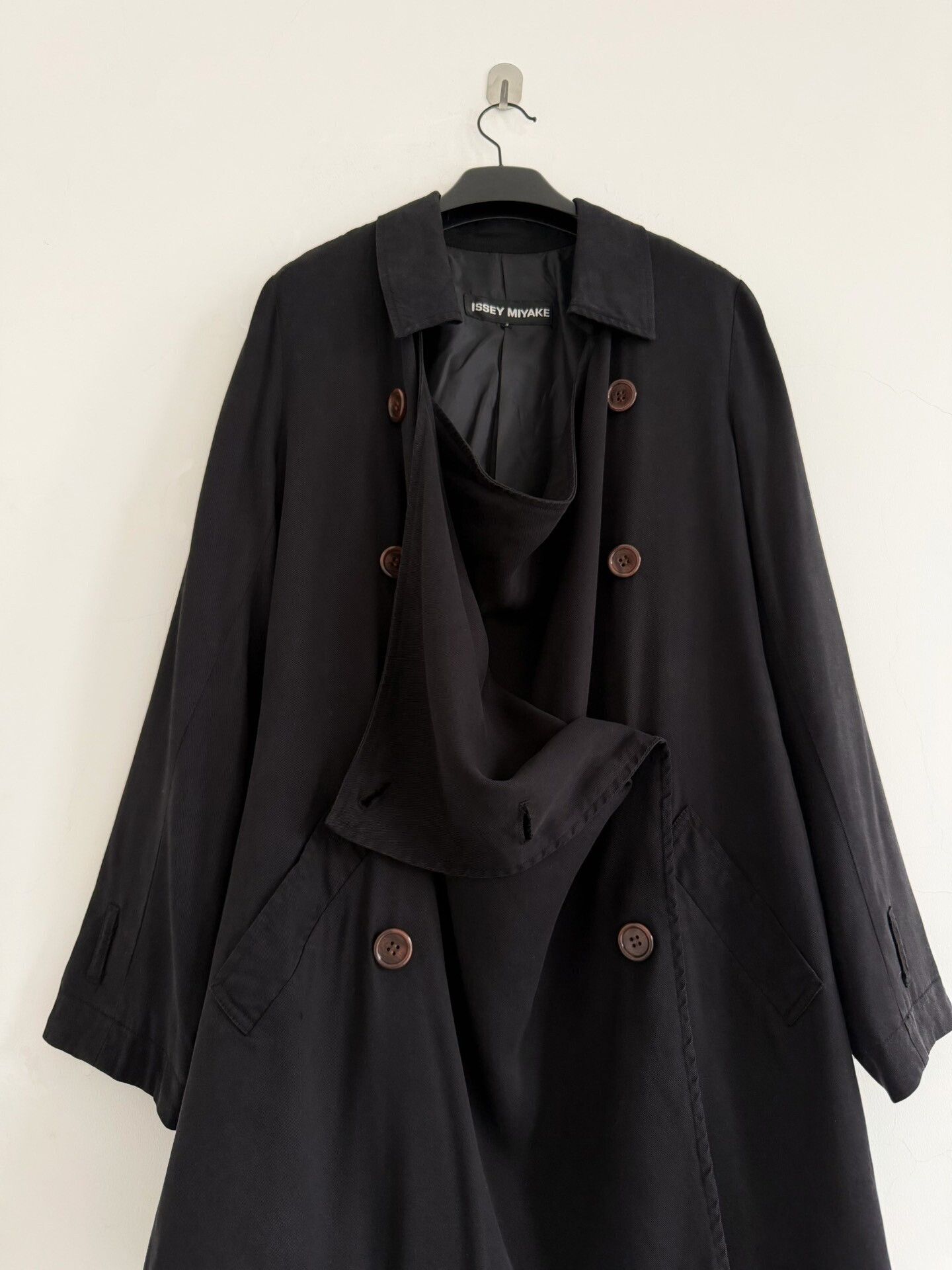 Issey Miyake Issey Miyake 2005 Mainline Draped Trench Coat Size L / US 10 / IT 46 - 4 Thumbnail