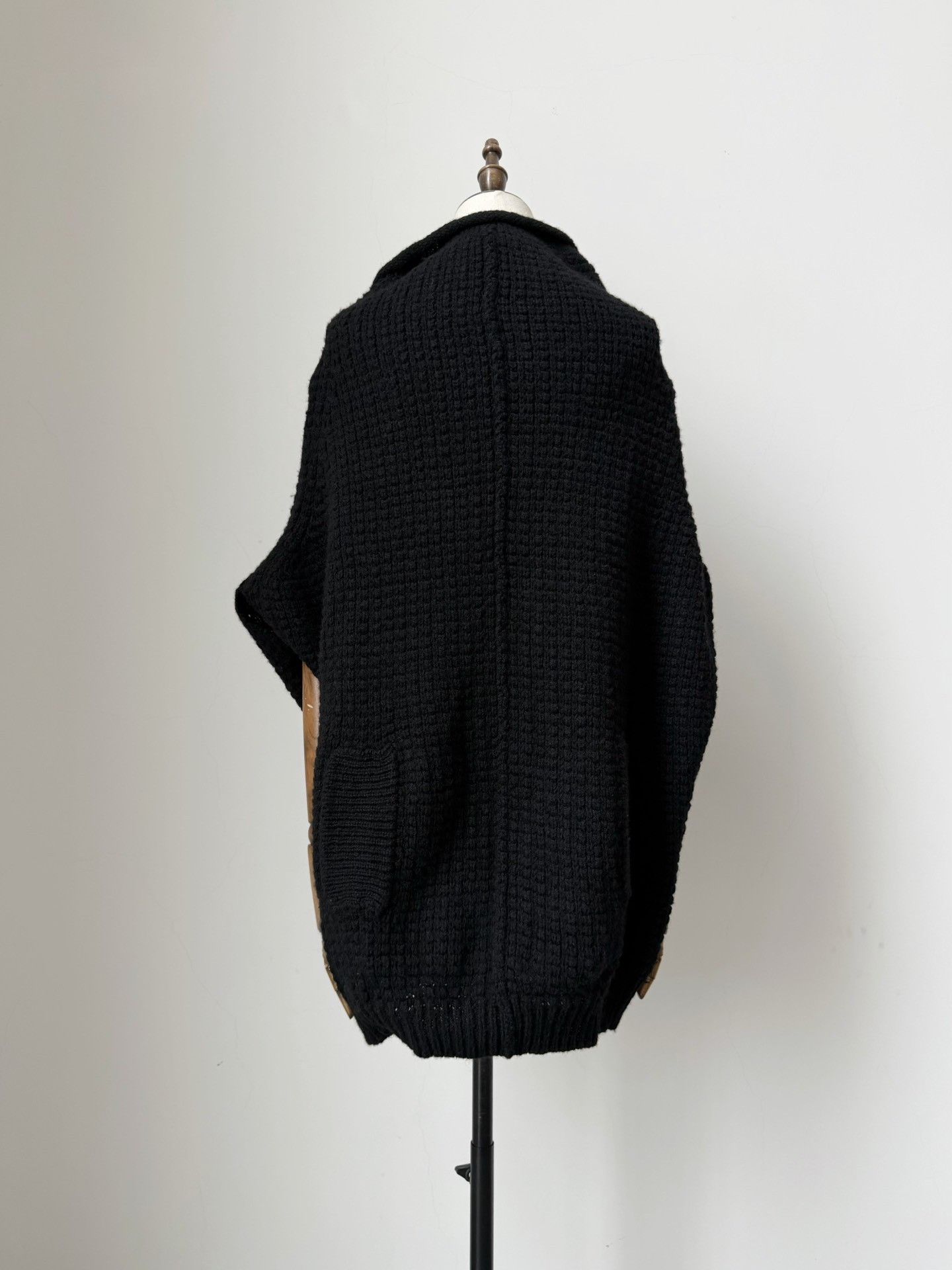 Yohji Yamamoto Yohji Yamamoto Y's Thick Knit Cape Top Size L / US 10 / IT 46 - 2 Thumbnail