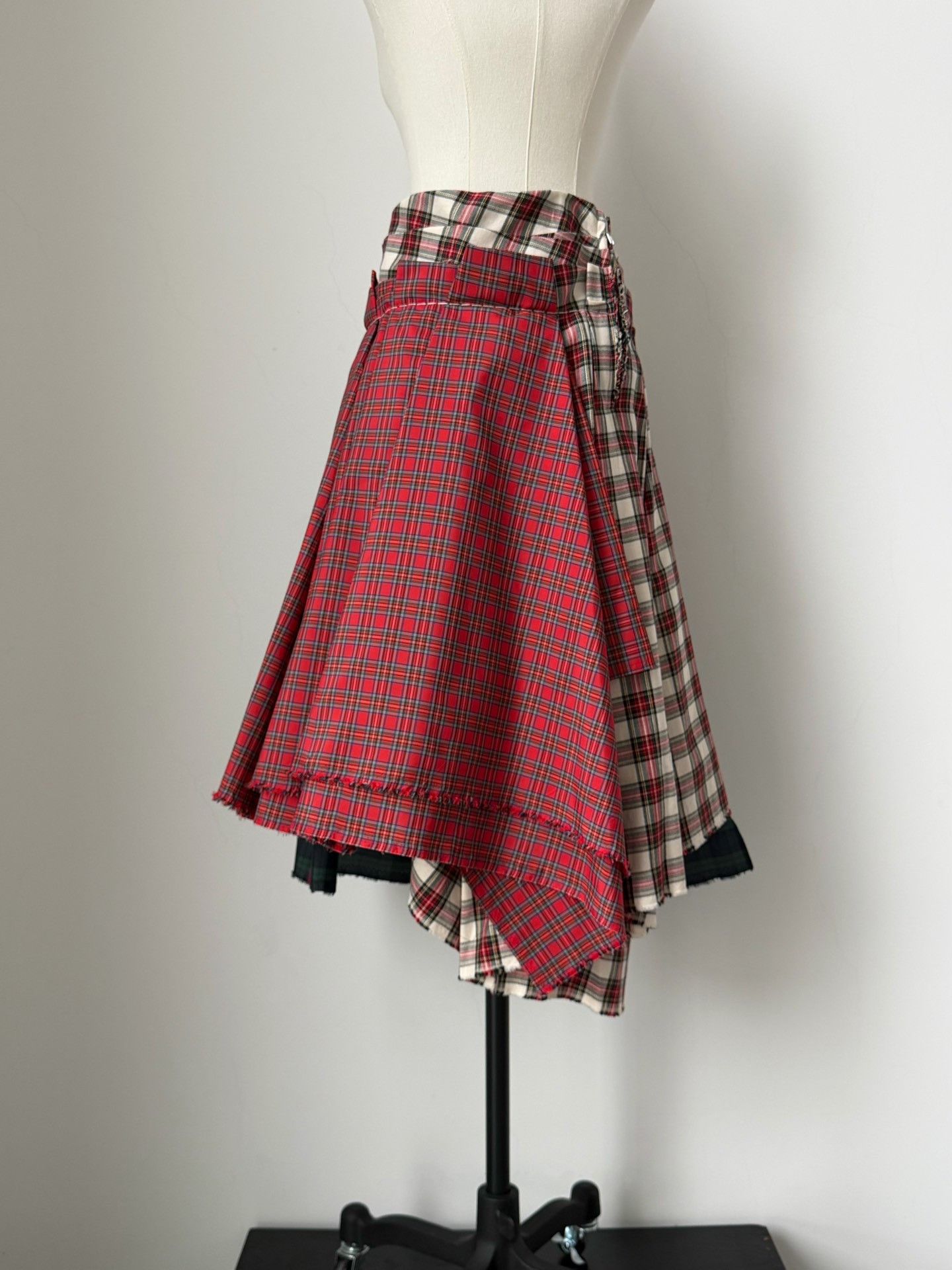 Comme des Garcons Comme des Garçons 2005 Runway Plaid Skirt Size 35" - 7 Thumbnail