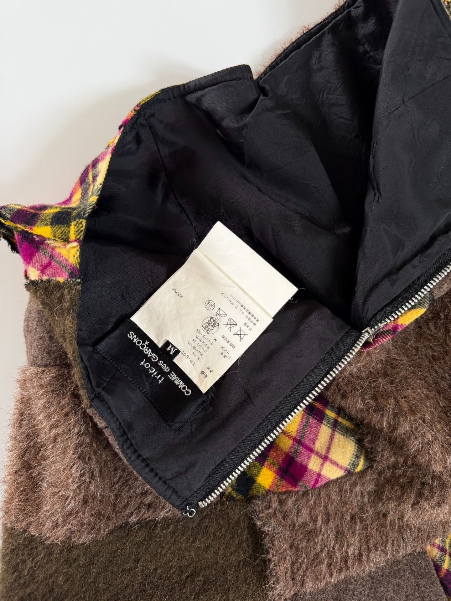 Rei Kawakubo Comme des Garçons 2005 Tricot Fur Patch Skirt Size 36" / US 14 / IT 50 - 7 Thumbnail