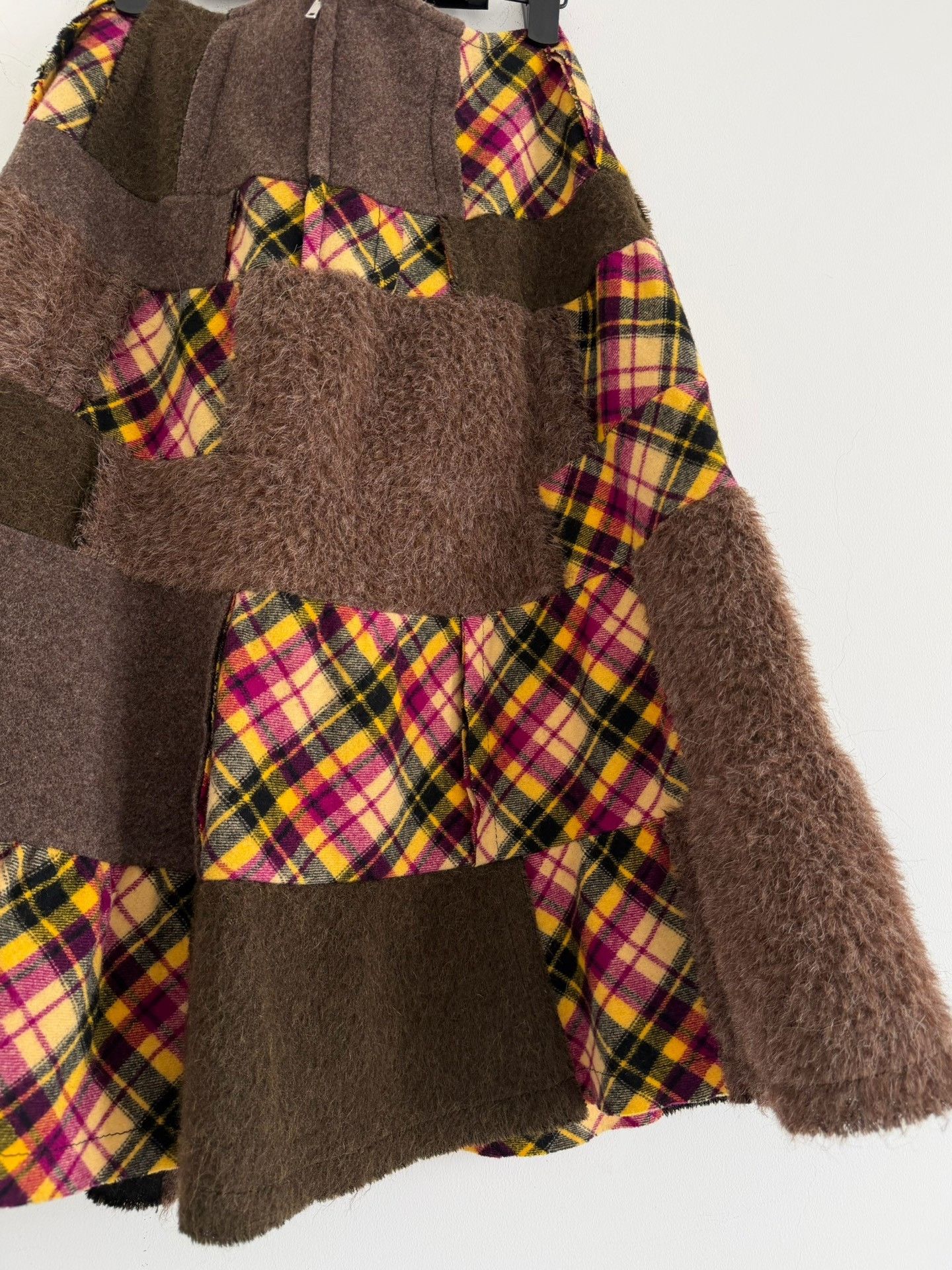 Rei Kawakubo Comme des Garçons 2005 Tricot Fur Patch Skirt Size 36" / US 14 / IT 50 - 5 Thumbnail
