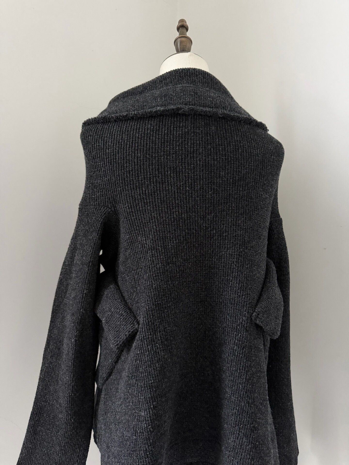 Comme des Garcons Comme des Garçons 2002 Runway Top Size US S / EU 44-46 / 1 - 5 Thumbnail