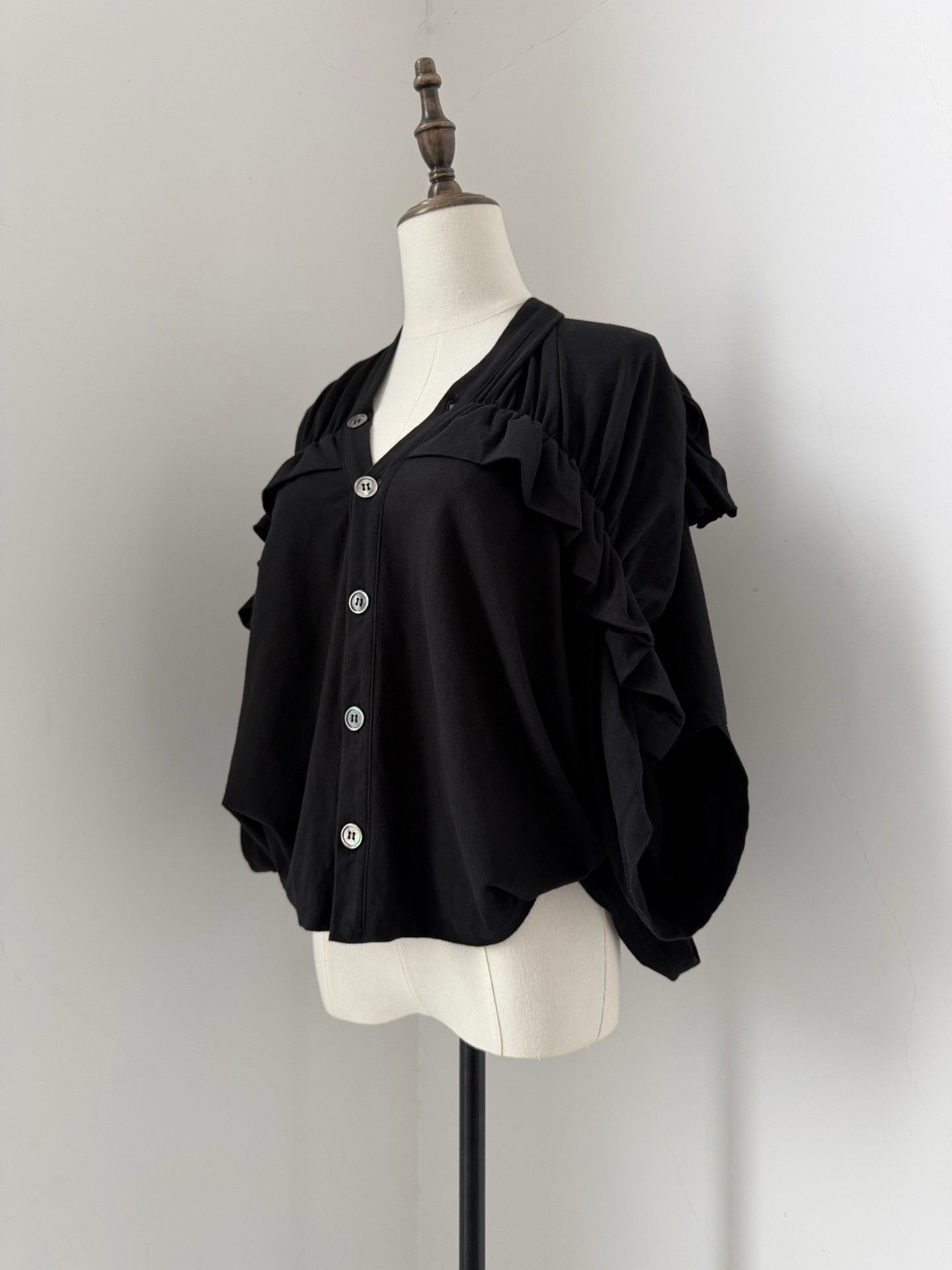 Comme des Garcons Comme des Garçons 2022 TAO Top Size M / US 6-8 / IT 42-44 - 4 Thumbnail