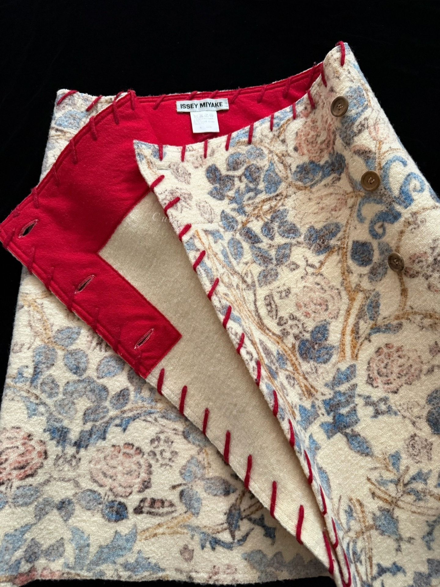 Issey Miyake Issey Miyake 2003 Wool Asymmetric Wrap Skirt Size 34" / US 12 / IT 48 - 7 Thumbnail