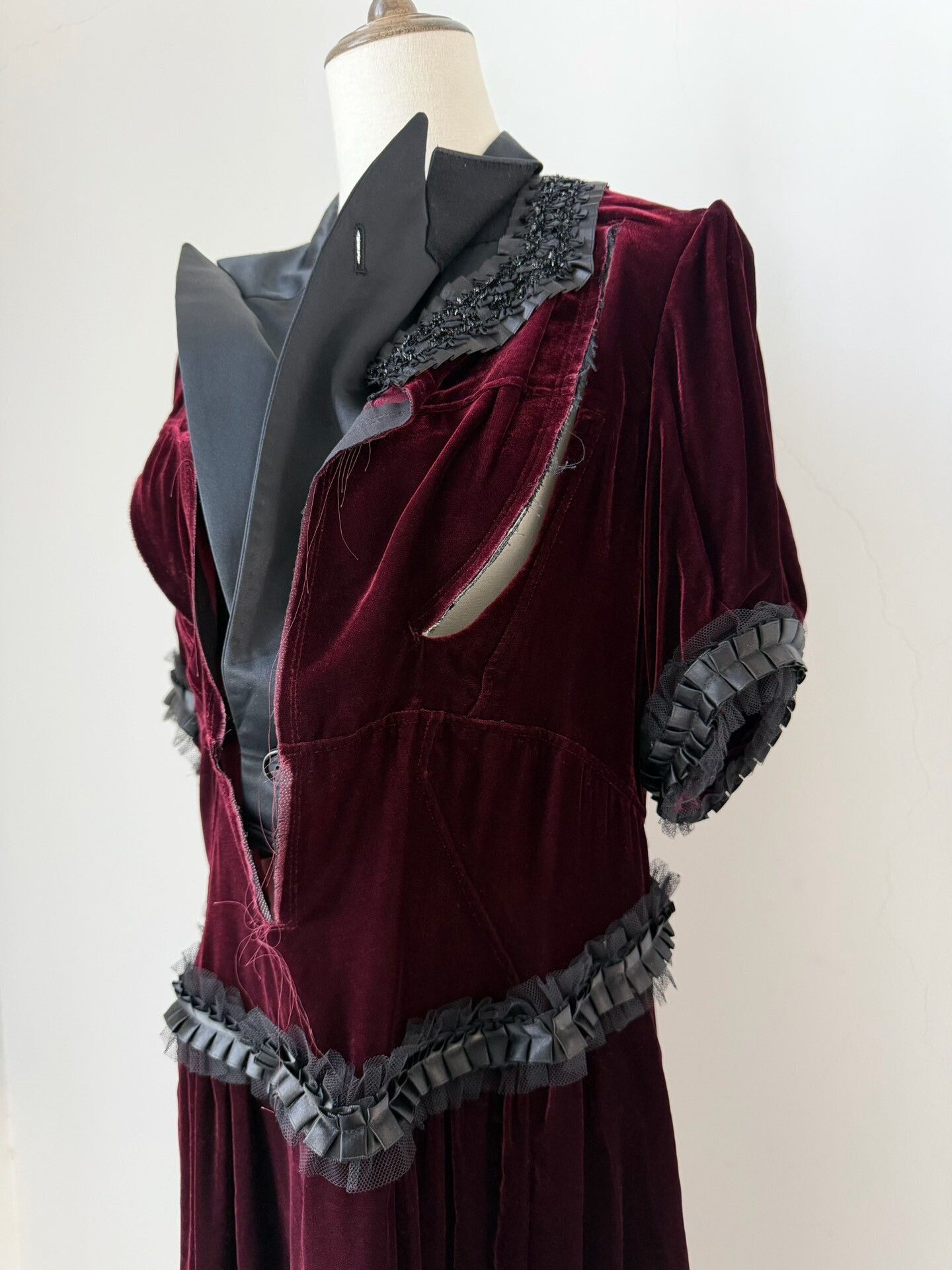 Rei Kawakubo Comme des Garçons 2006 Velvet Dress Size S / US 4 / IT 40 - 6 Thumbnail