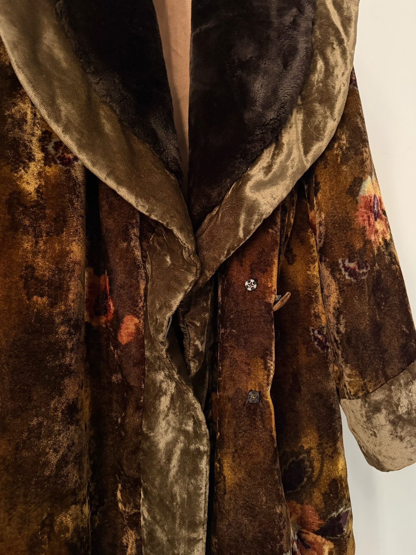 Kenzo Kenzo 80s Fur Collar Velvet Floral Coat Size M / US 6-8 / IT 42-44 - 8 Thumbnail
