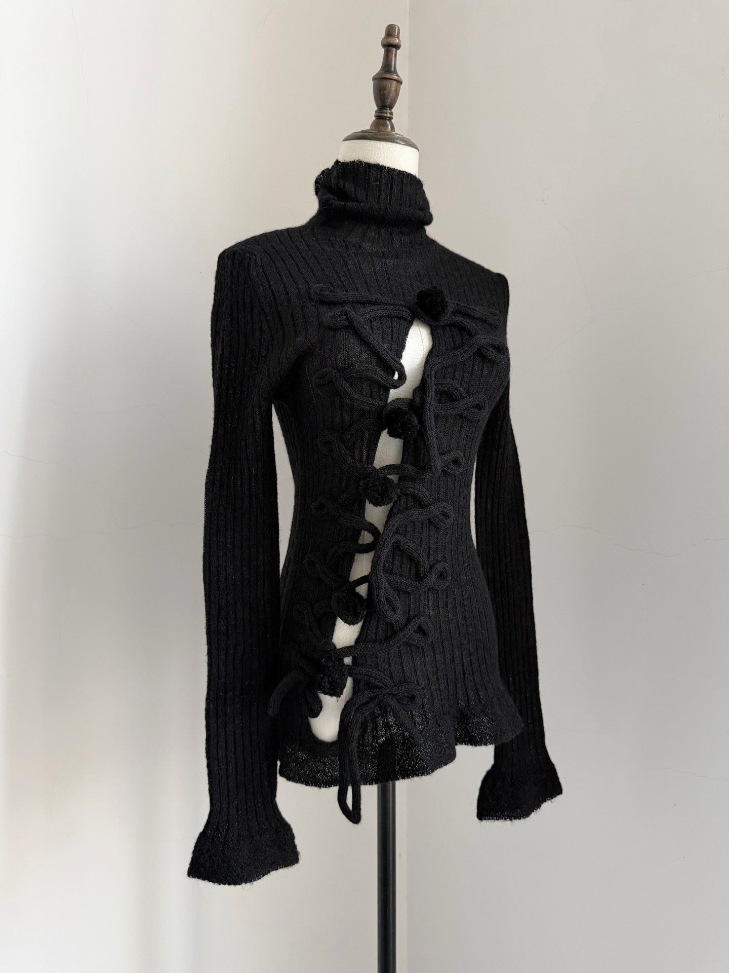 Jean Paul Gaultier Jean Paul Gaultier 90s Vintage Chinese Knot High Neck Sweater Size S / US 4 / IT 40 - 4 Thumbnail