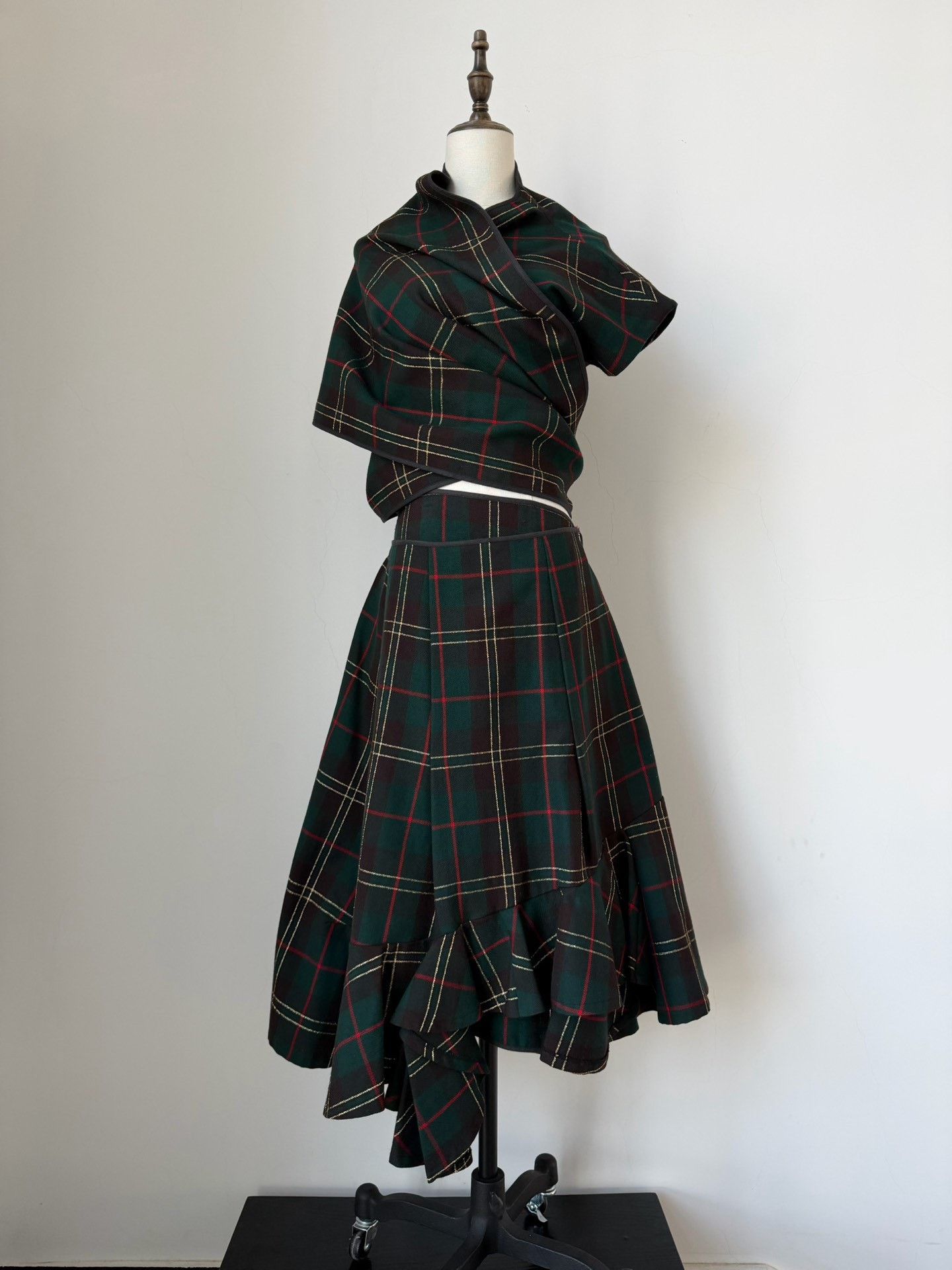 Rei Kawakubo Comme des Garçons 1999 Top & Skirt Set Size 38" / US 16 / IT 52 - 2 Thumbnail