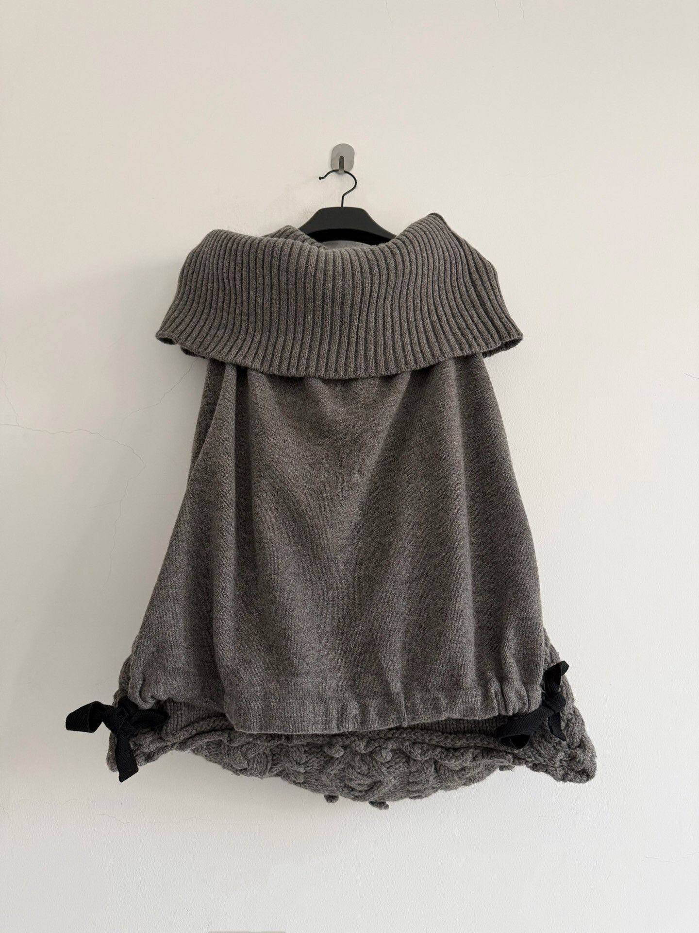 Rei Kawakubo Comme des Garçons 2010 Tao Sleeveless Knit Top Size M / US 6-8 / IT 42-44 - 7 Thumbnail