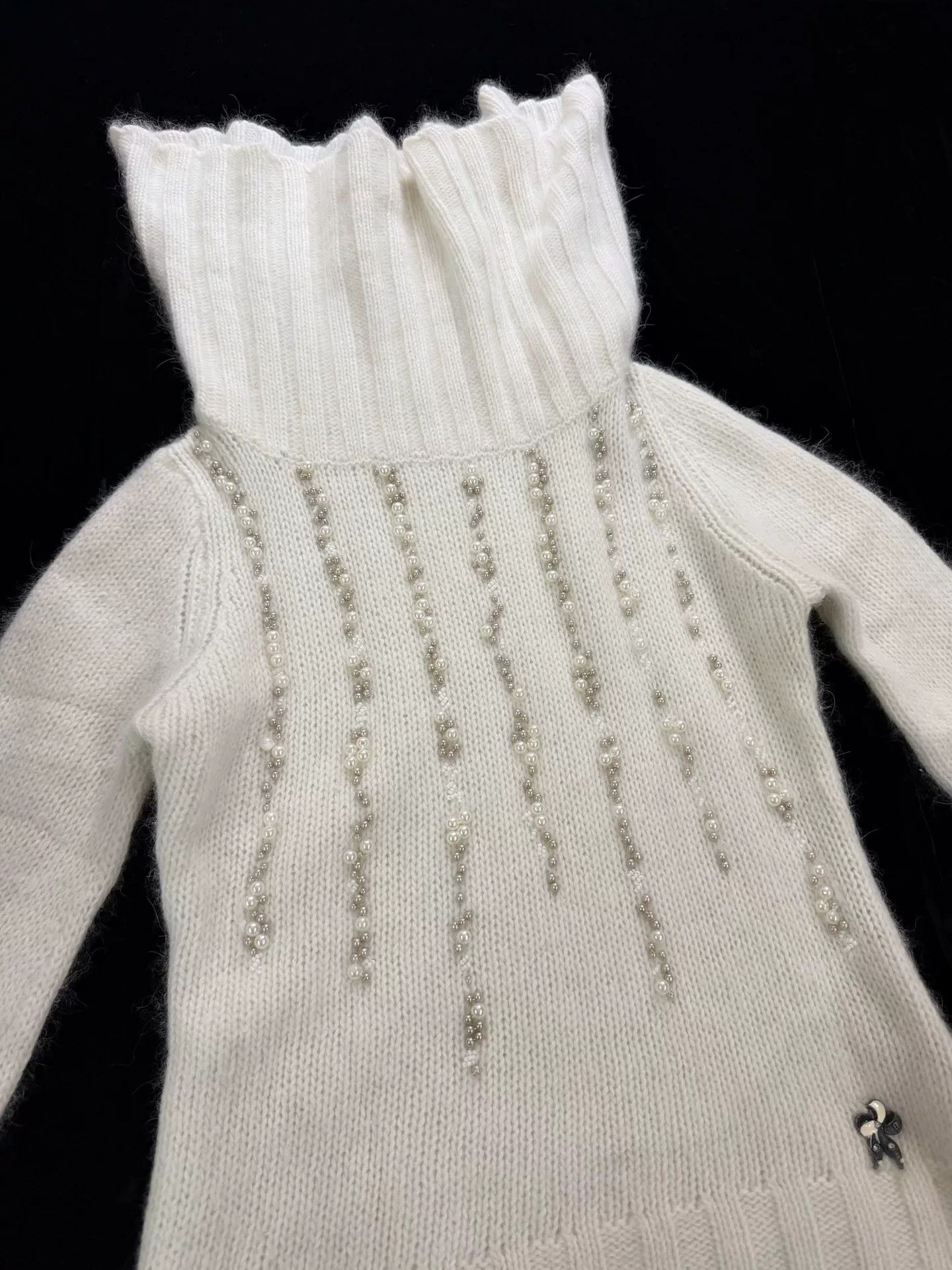 John Galliano John Galliano Vintage Beaded Pullover Sweater Size S / US 4 / IT 40 - 5 Thumbnail