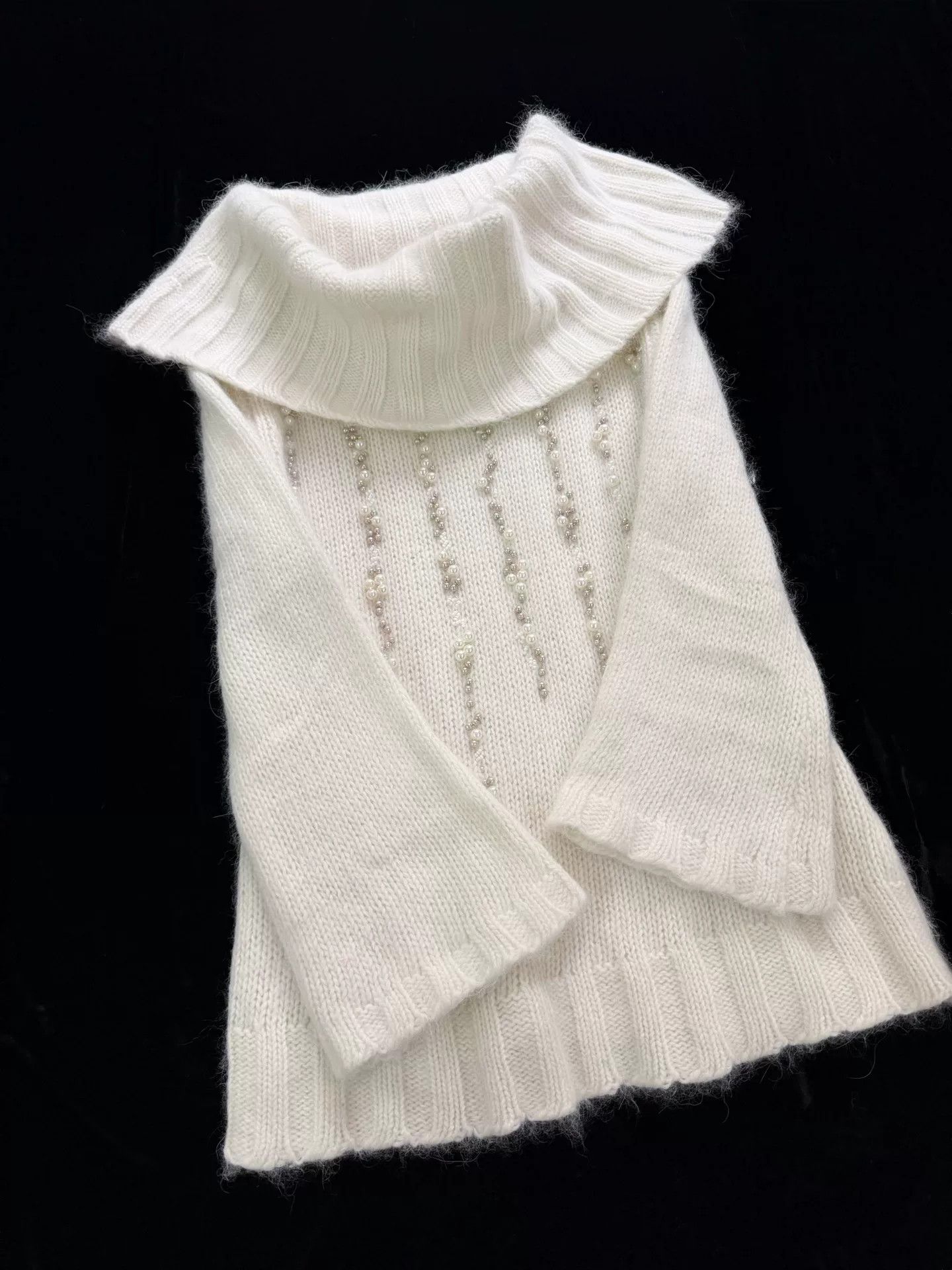 John Galliano John Galliano Vintage Beaded Pullover Sweater Size S / US 4 / IT 40 - 3 Thumbnail