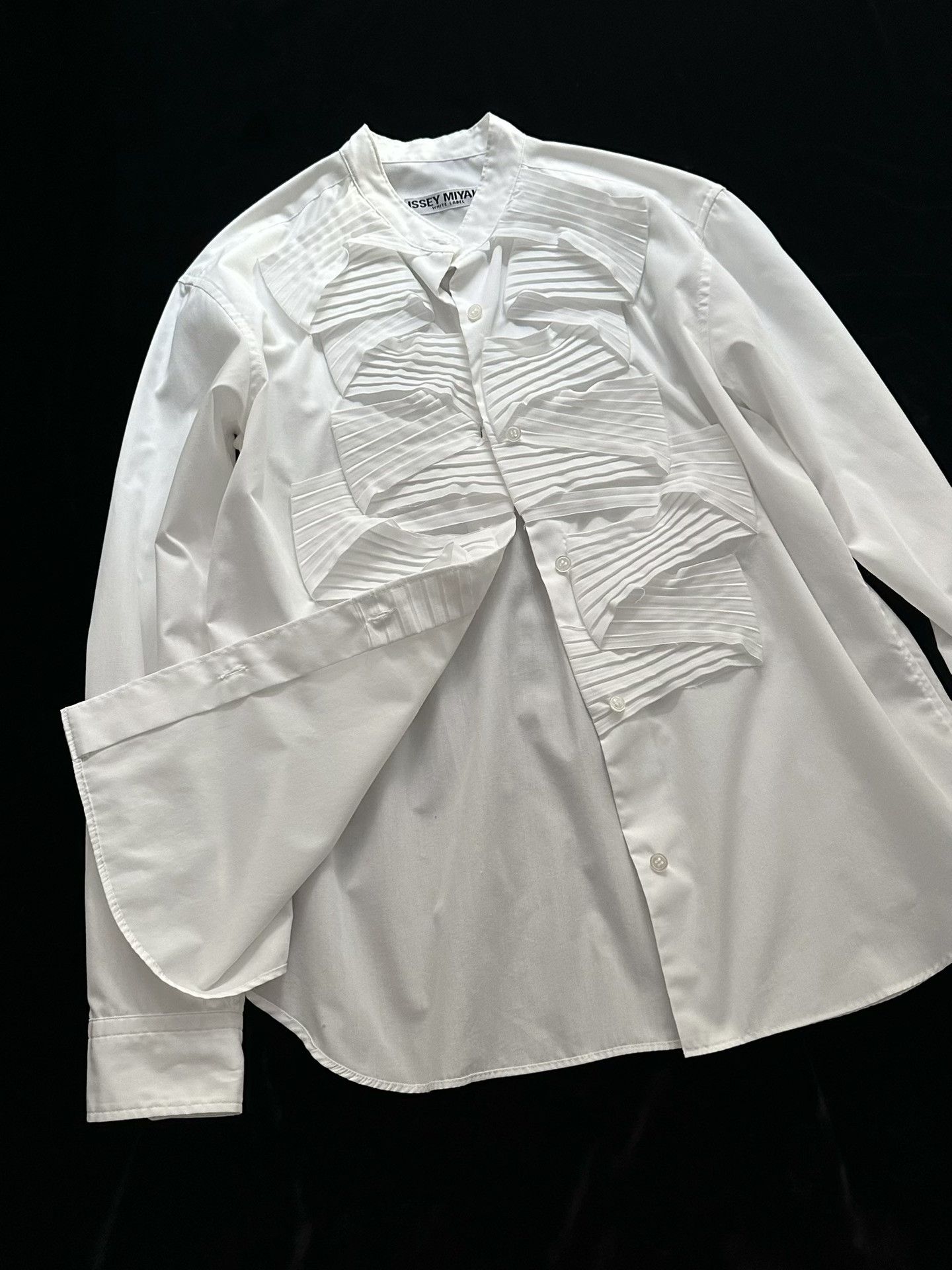 Issey Miyake Issey Miyake Origami Decor White Shirt Size US M / EU 48-50 / 2 - 7 Thumbnail