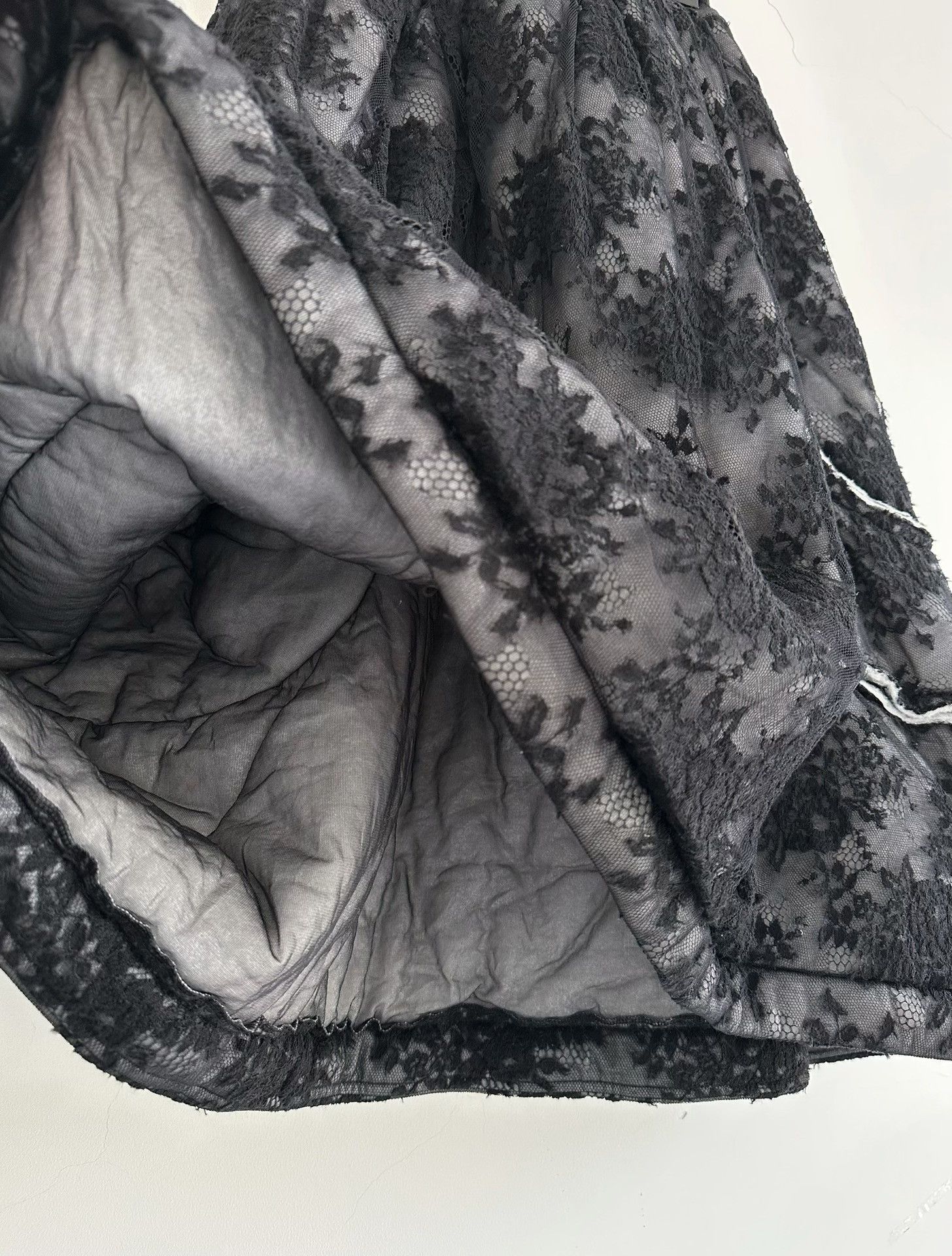 Rei Kawakubo Comme des Garçons 2017 Wool Lace Skirt Size 32" / US 10 / IT 46 - 7 Thumbnail